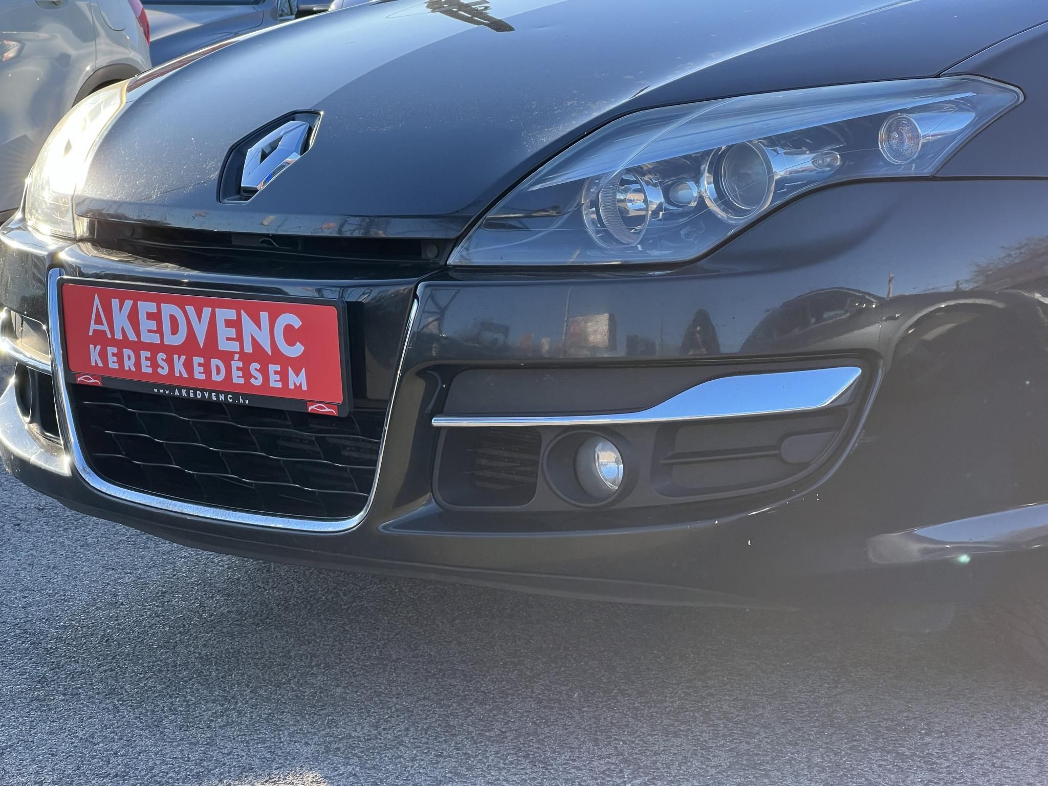 RENAULT LAGUNA 1.5 dCi Expression EDC Klíma Tempomat Bluetooth Végig szervízelt!