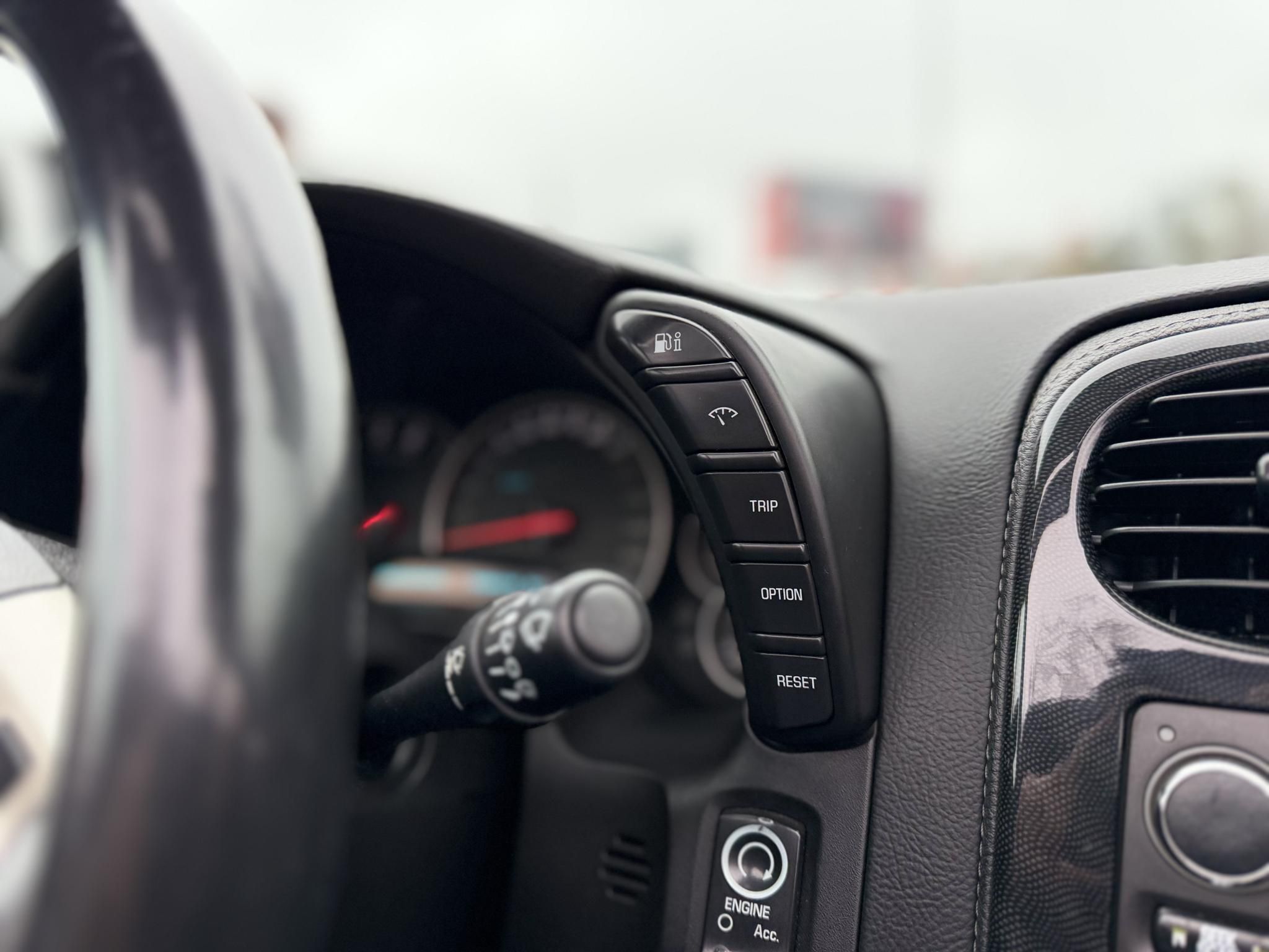 CHEVROLET CORVETTE Coupe 6.2 V8 LS3 Targa Manuális váltó Felújított állapot