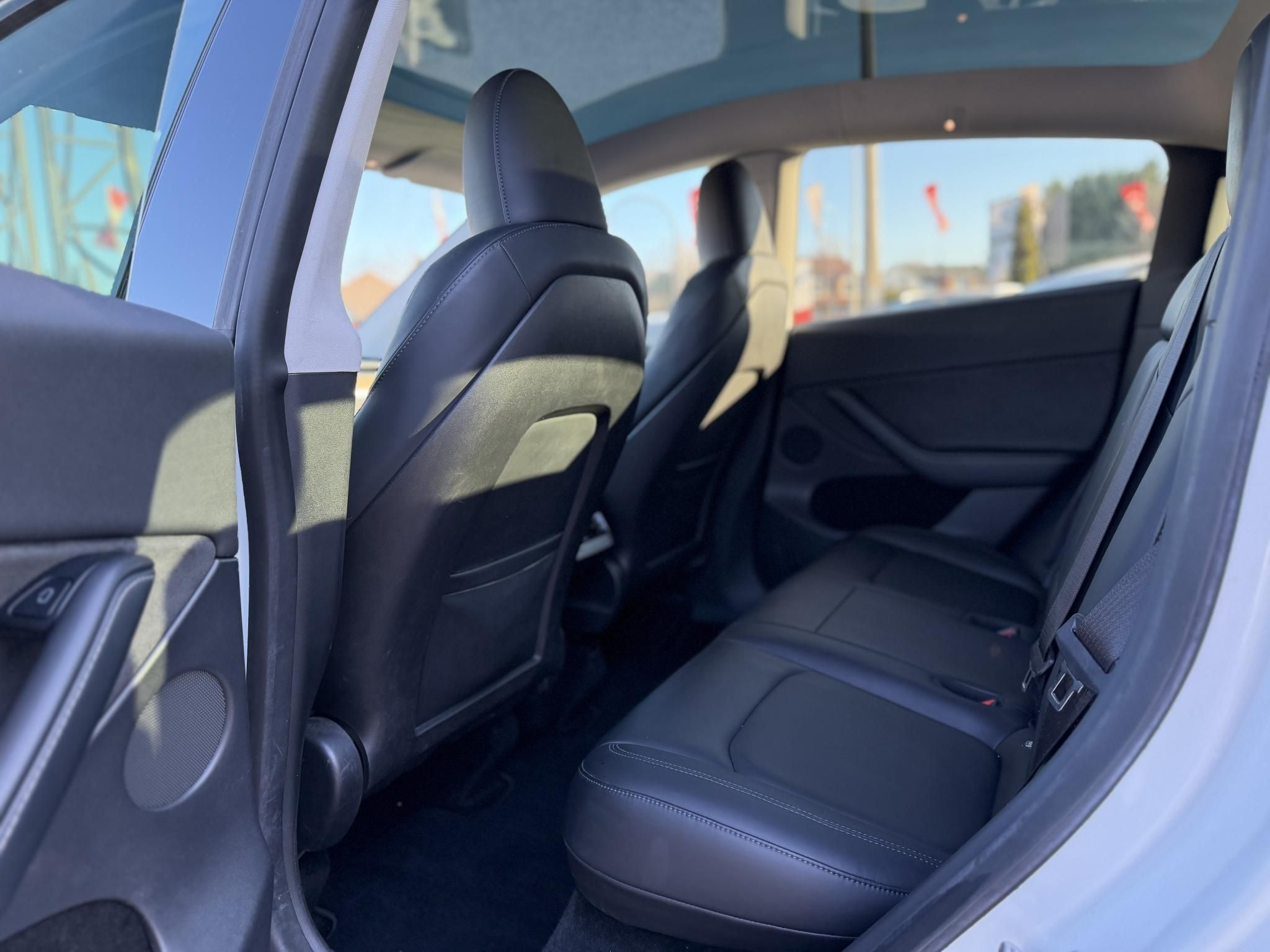 TESLA MODEL Y Long Range AWD (Automata) 72e km. AMD Ryzen. hőszivattyú. mátrix LED. garanciális!