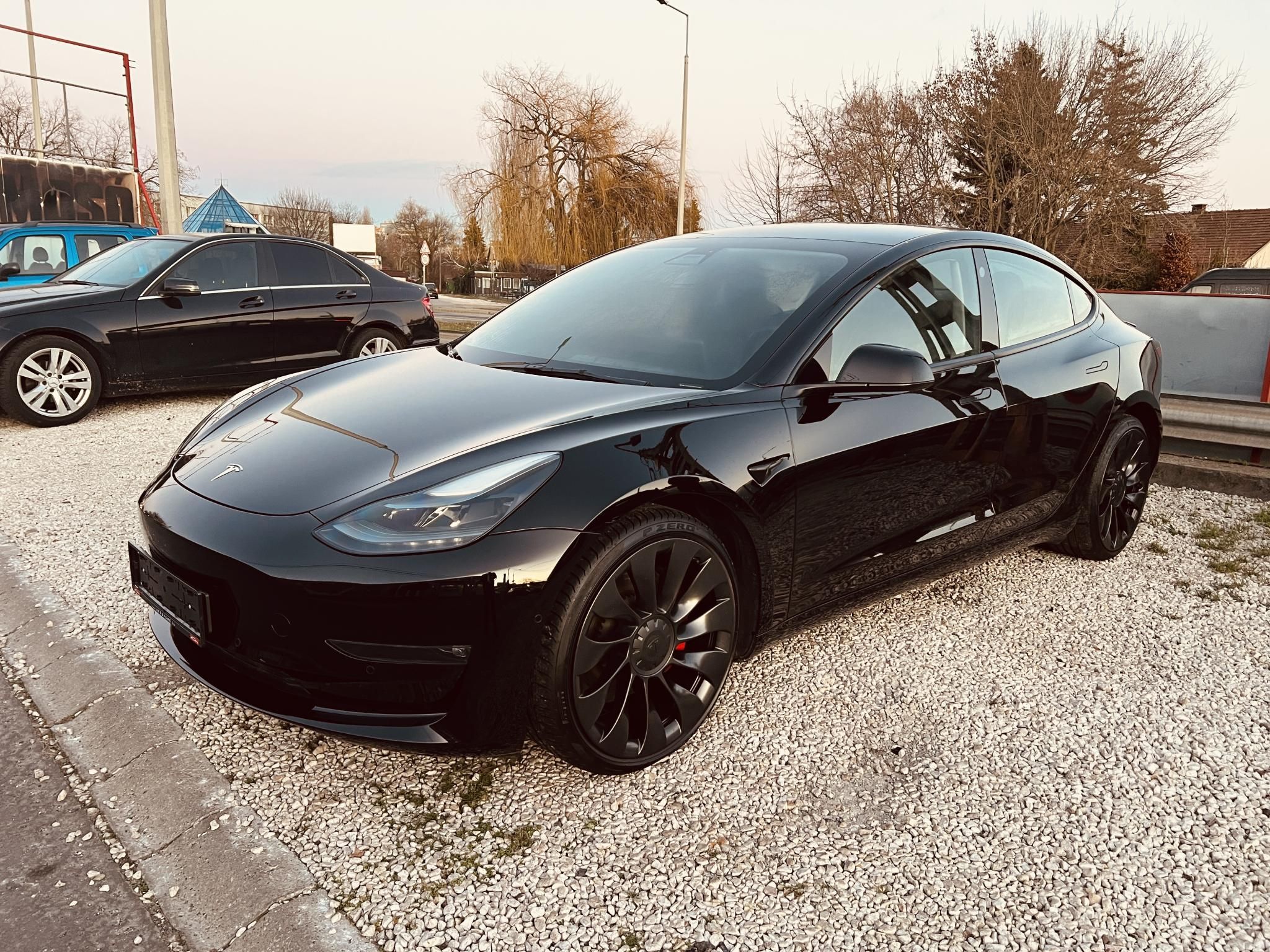 TESLA MODEL 3 Performance AWD (Automata) FSD. mátrix LED. hőszivattyú. garanciális!