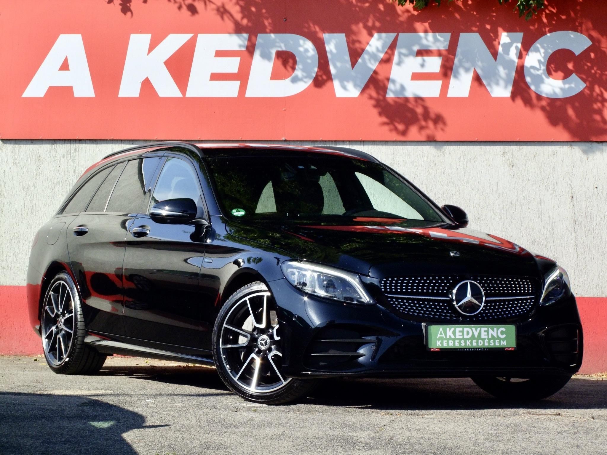 MERCEDES-BENZ C 300 T de EQ Power 9G-TRONIC AMG+karbon csomag. 88e km Burmester. teljes kerámia bevonat. ZÖLD rendszám