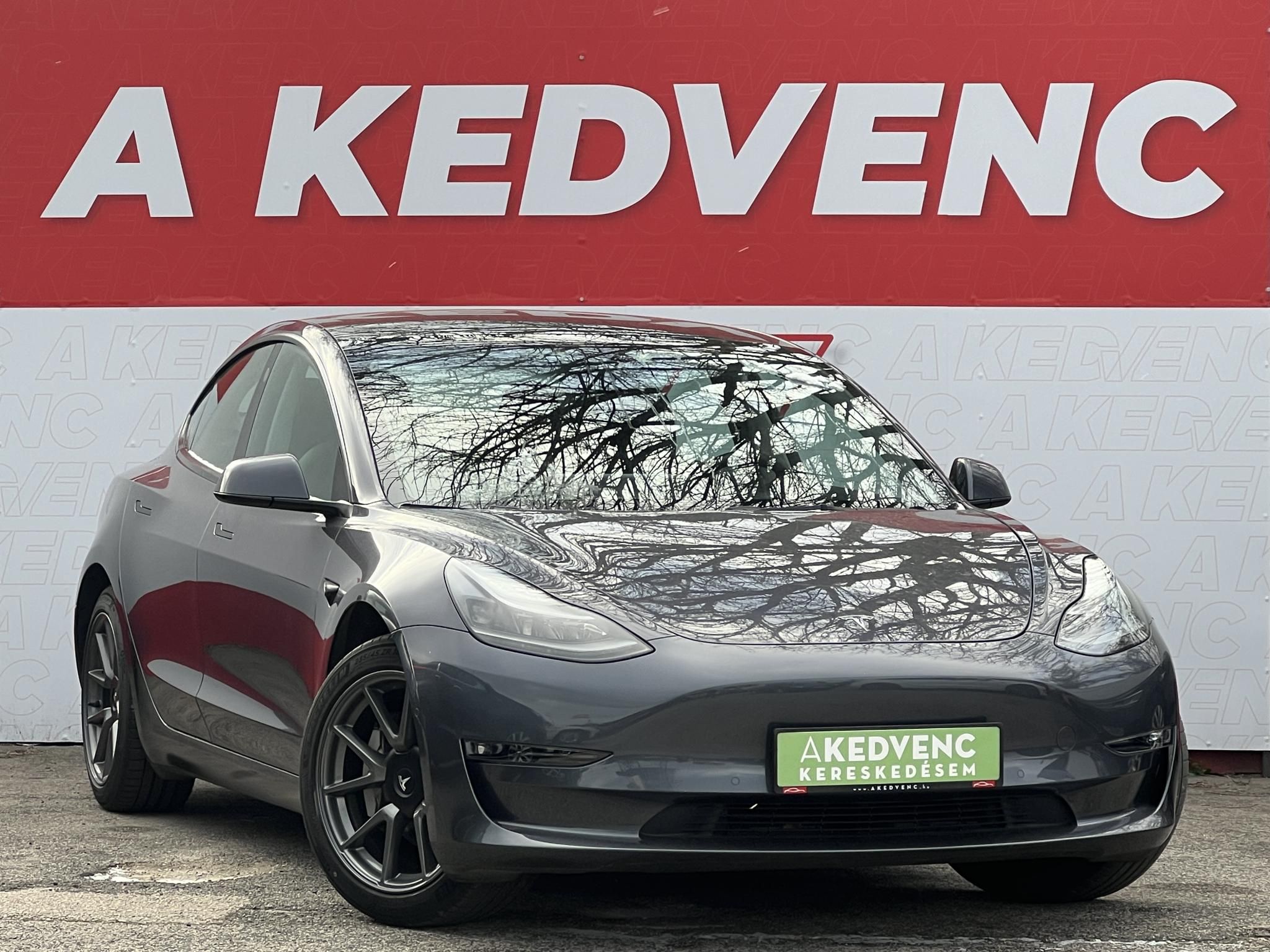TESLA MODEL 3 Long Range AWD (Automata) 42e km. kifogástalan állapot