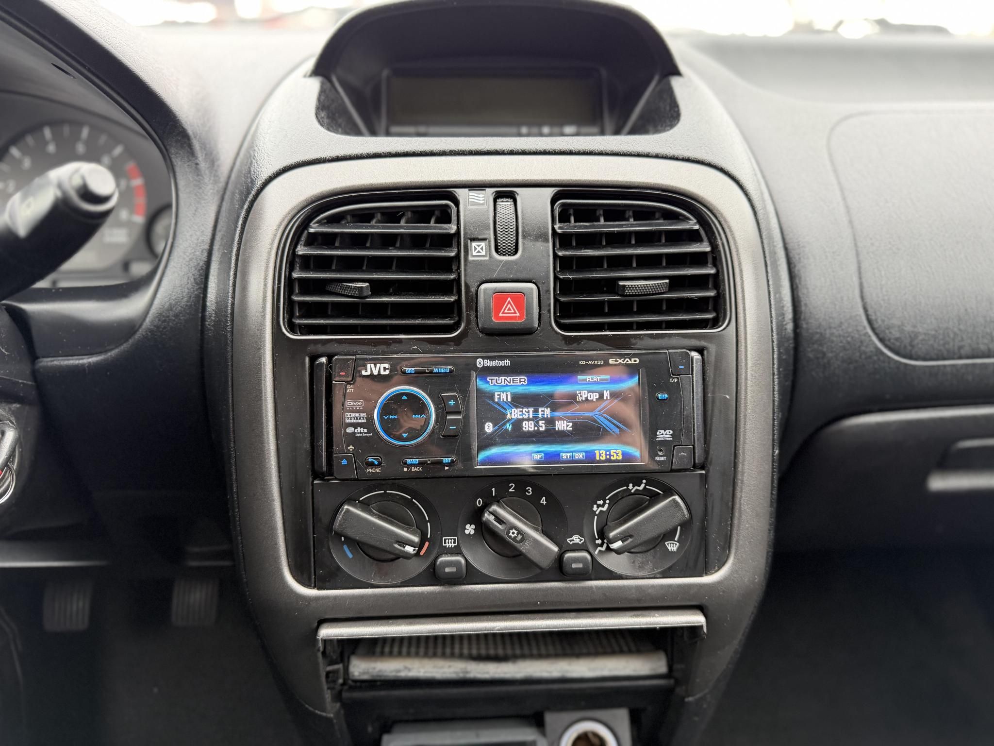 MITSUBISHI CARISMA 1.6 Classic Klima Magyarországi Vonóhorog Téli-nyári kerék garnitúra Friss műszaki vizsga!