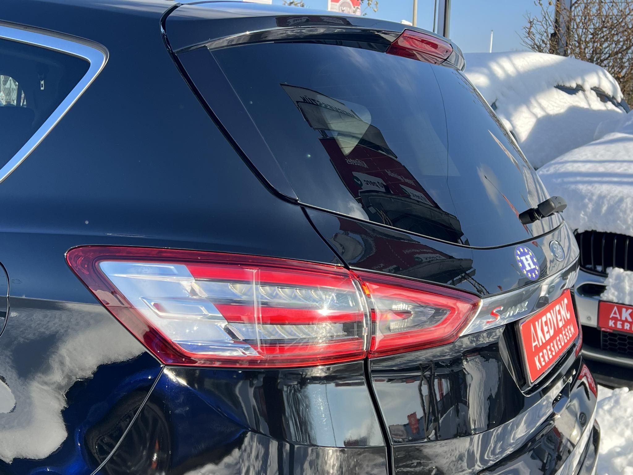 FORD S-MAX 2.0 TDCi Titanium Powershift Tiptronic 5 személyes Tempomat Klíma Vonóhorog F1 váltó!