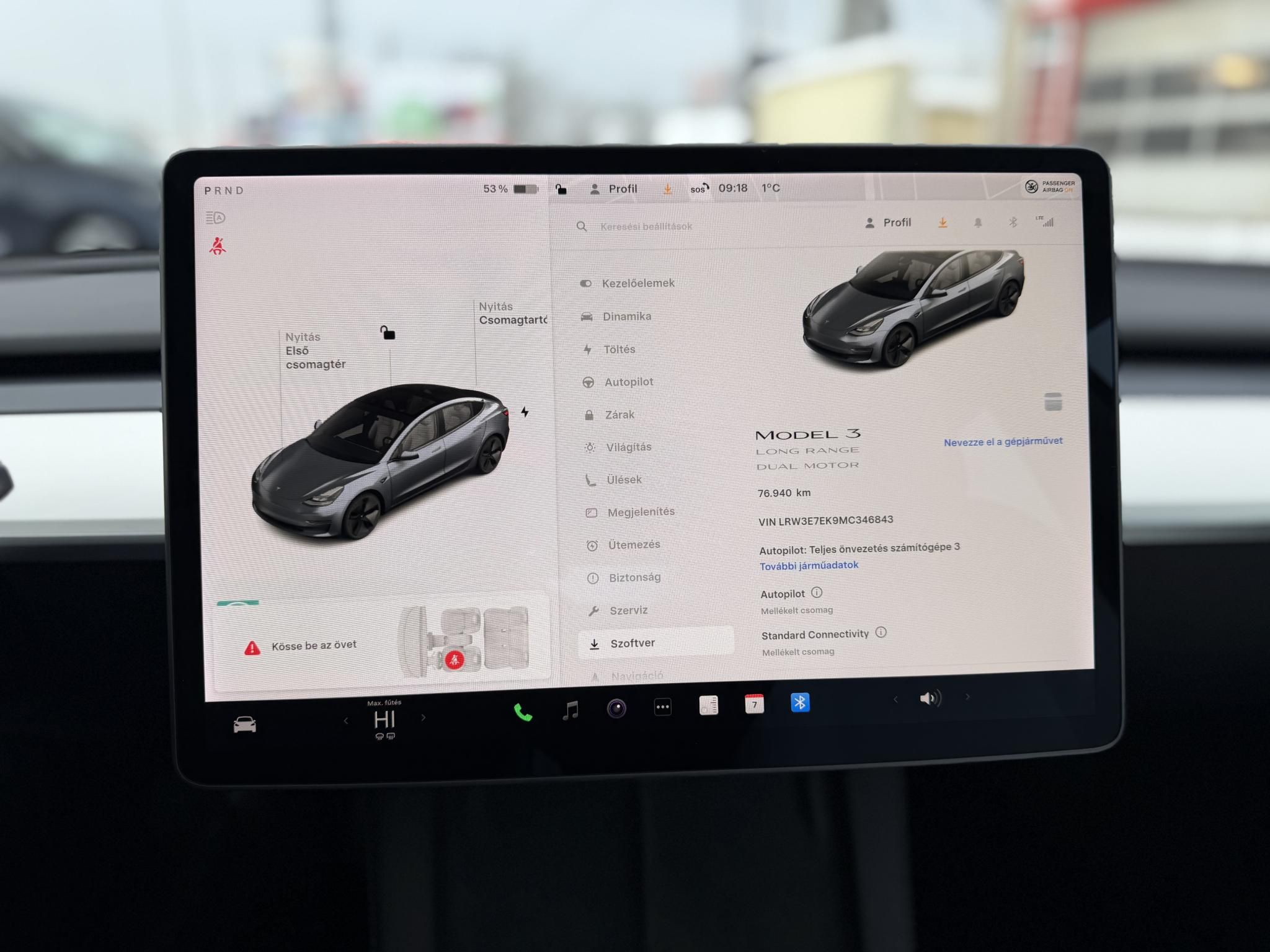 TESLA MODEL 3 Long Range AWD (Automata) 76e km. FEHÉR BELSŐ. mátrix LED. hőszivattyú. garanciális. megkímélt állapot!