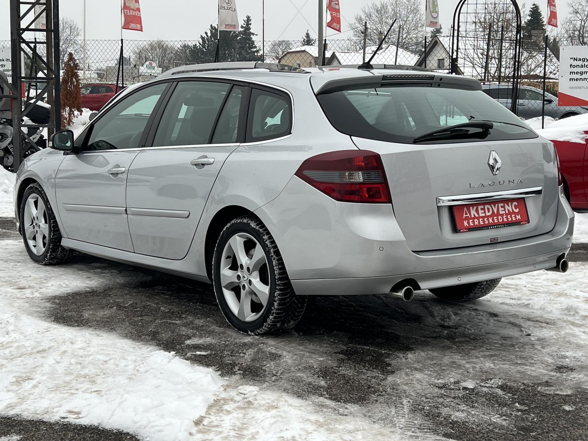 RENAULT LAGUNA 2.0 dCi Dynamique DPF (Automata) Klíma Tempomat Bluetooth Navi!