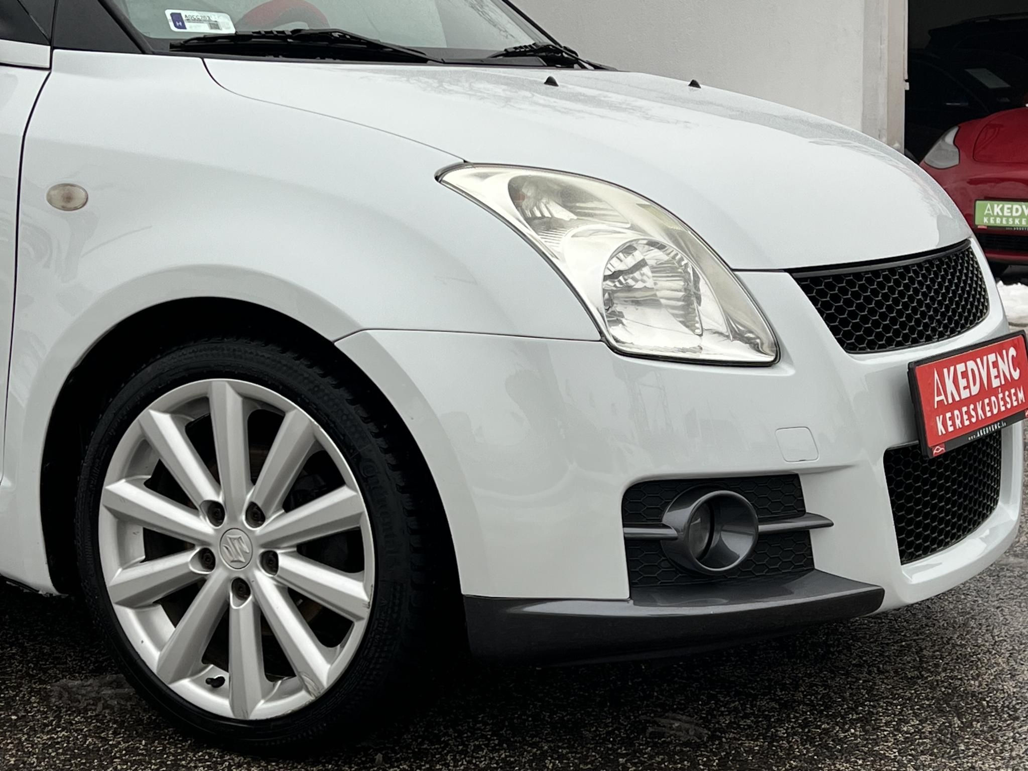 SUZUKI SWIFT 1.6 SPORT Klíma Bluetooth Szervizelt!