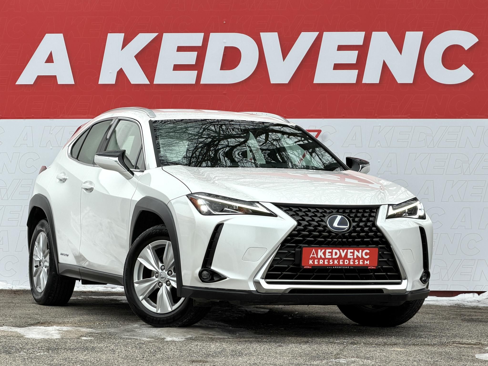 LEXUS UX 250h Comfort CVT 113e km. LED Tempomat Navi Sávtartó Bluetooth Kamera Keyless
