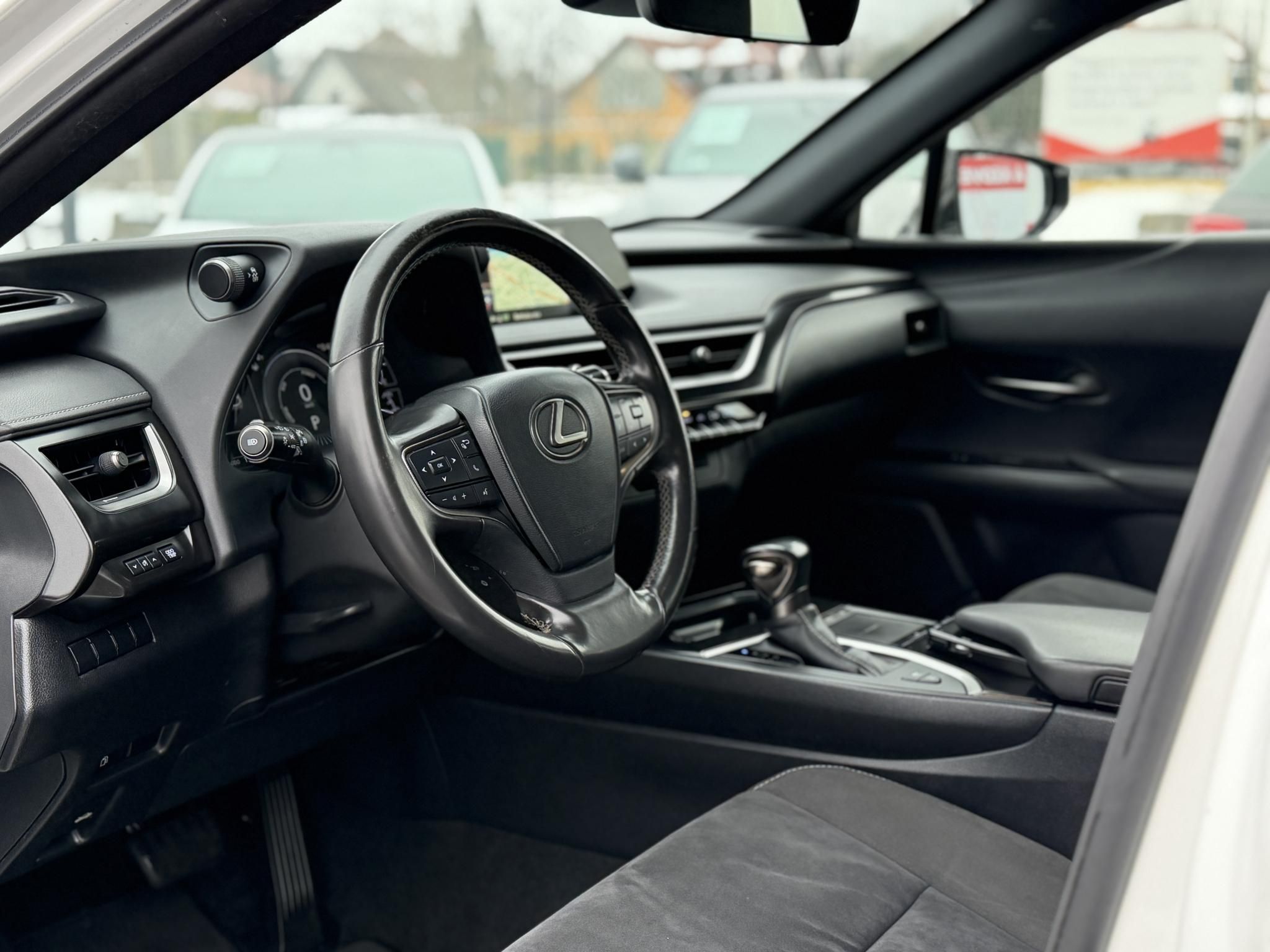 LEXUS UX 250h Comfort CVT 113e km. LED Tempomat Navi Sávtartó Bluetooth Kamera Keyless