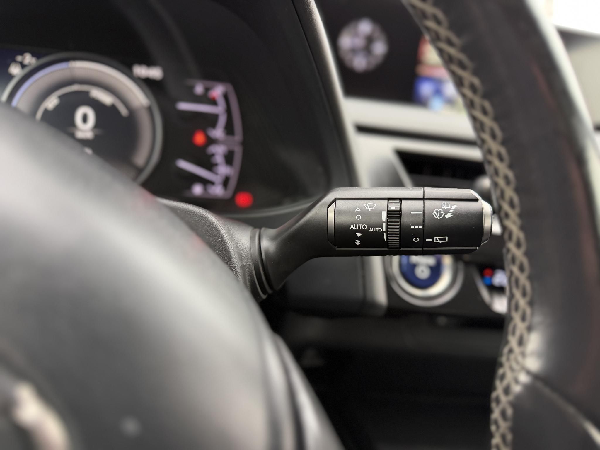 LEXUS UX 250h Comfort CVT 113e km. LED Tempomat Navi Sávtartó Bluetooth Kamera Keyless