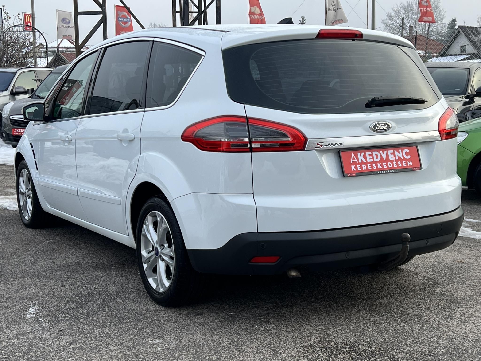 FORD S-MAX 2.0 TDCi Business Powershift Klíma Tempomat Bluetooth Navi!
