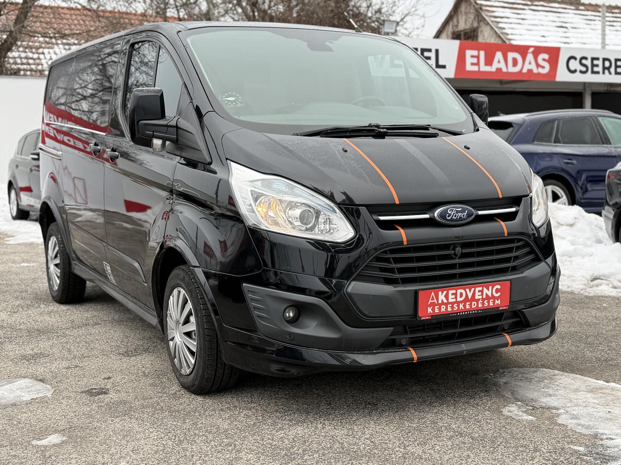 FORD TRANSIT Custom 2.2 TDCi 290 SWB Trend ST-line Klíma Bluetooth Tolatóradar Ülésfűtés Bőrbelső Vezérlés cserélve!