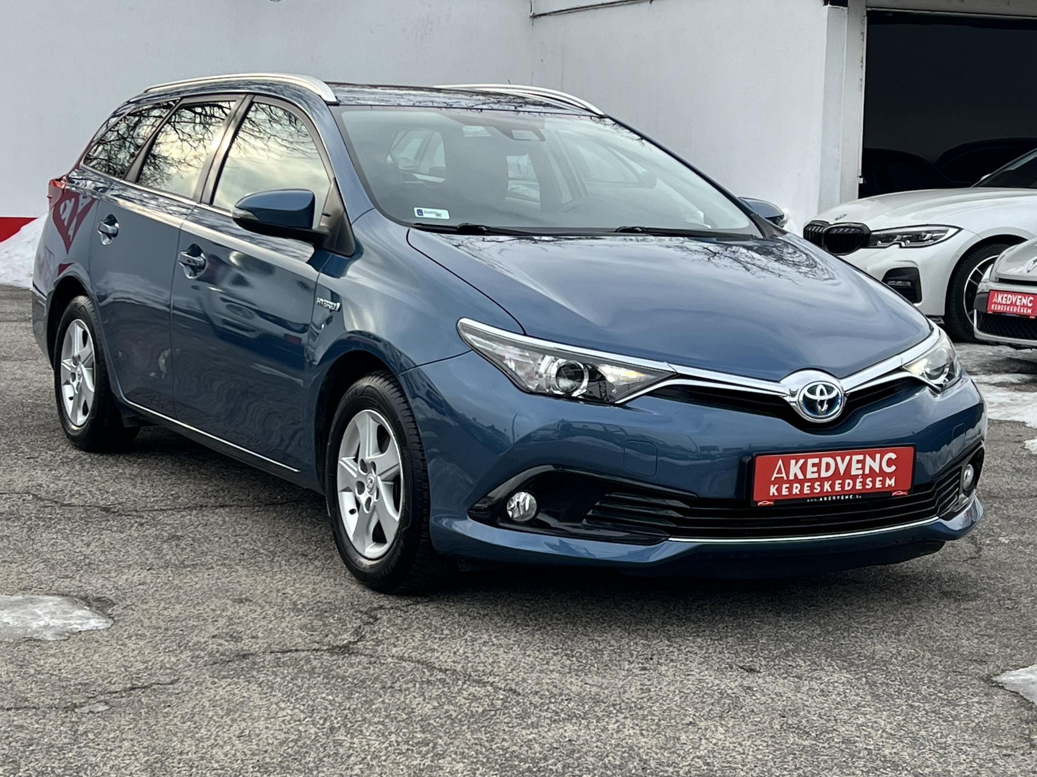 TOYOTA AURIS Touring Sports 1.8 HSD Active Trend+ (Automata) Élő hibrid garancia! Tempomat Ülésfűtés Kamera Keyless Bluetooth
