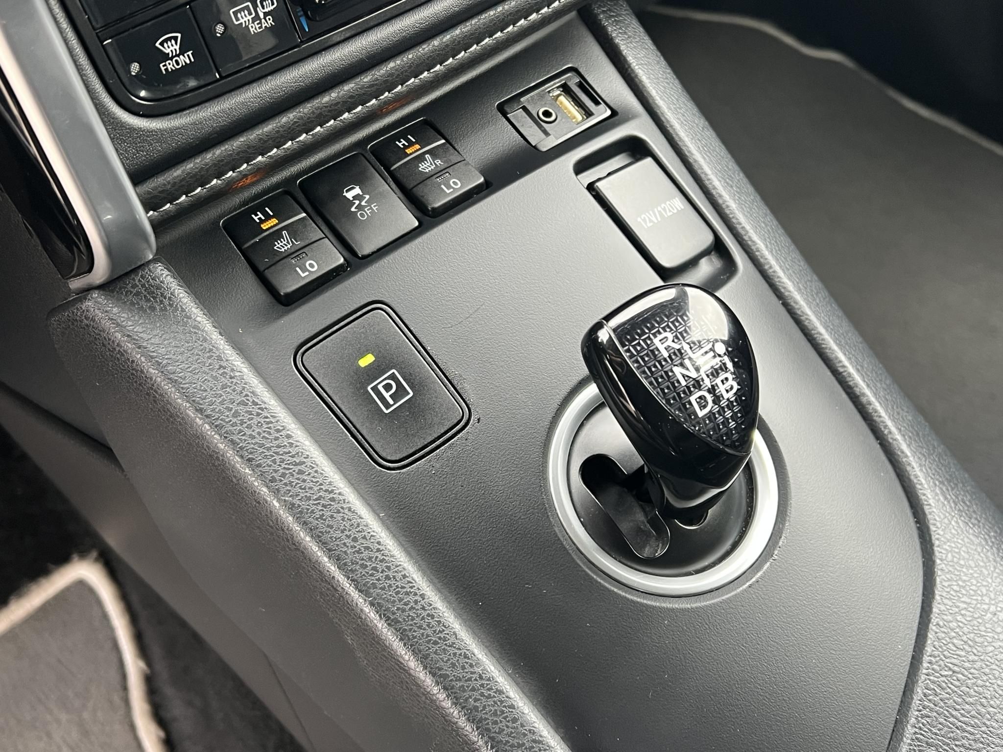 TOYOTA AURIS Touring Sports 1.8 HSD Active Trend+ (Automata) Élő hibrid garancia! Tempomat Ülésfűtés Kamera Keyless Bluetooth