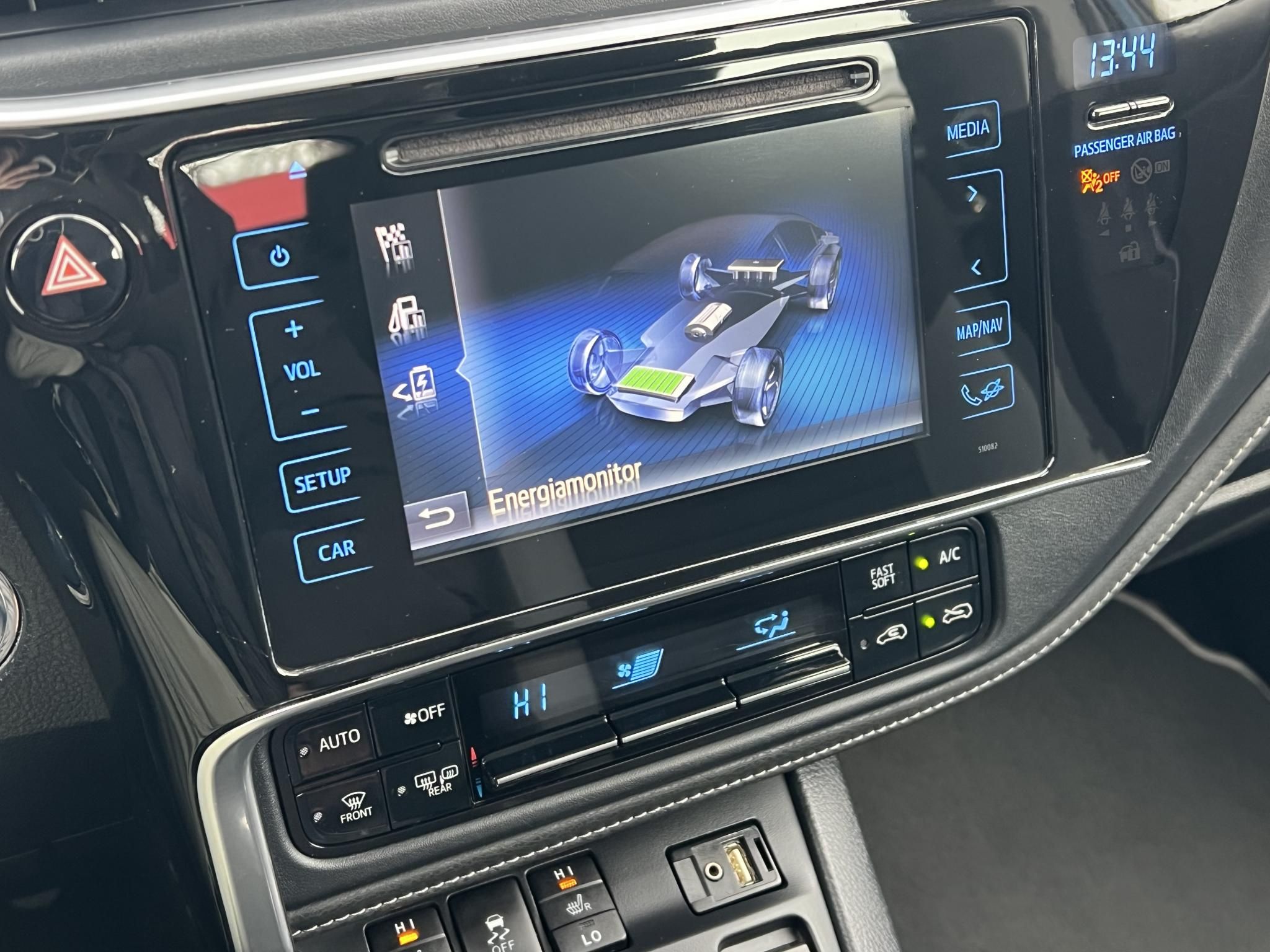 TOYOTA AURIS Touring Sports 1.8 HSD Active Trend+ (Automata) Élő hibrid garancia! Tempomat Ülésfűtés Kamera Keyless Bluetooth