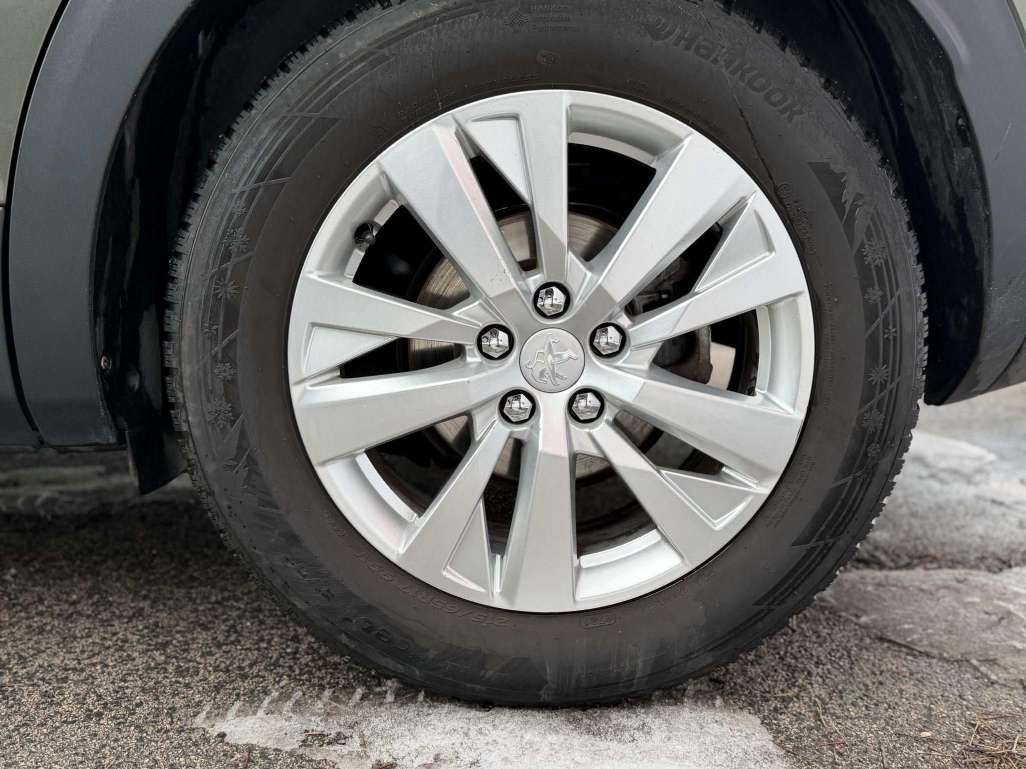 PEUGEOT 3008 1.6 BlueHDi Allure EAT6 Teljes szerviztörténet. Carplay. radar. tempomat. 8 gumi