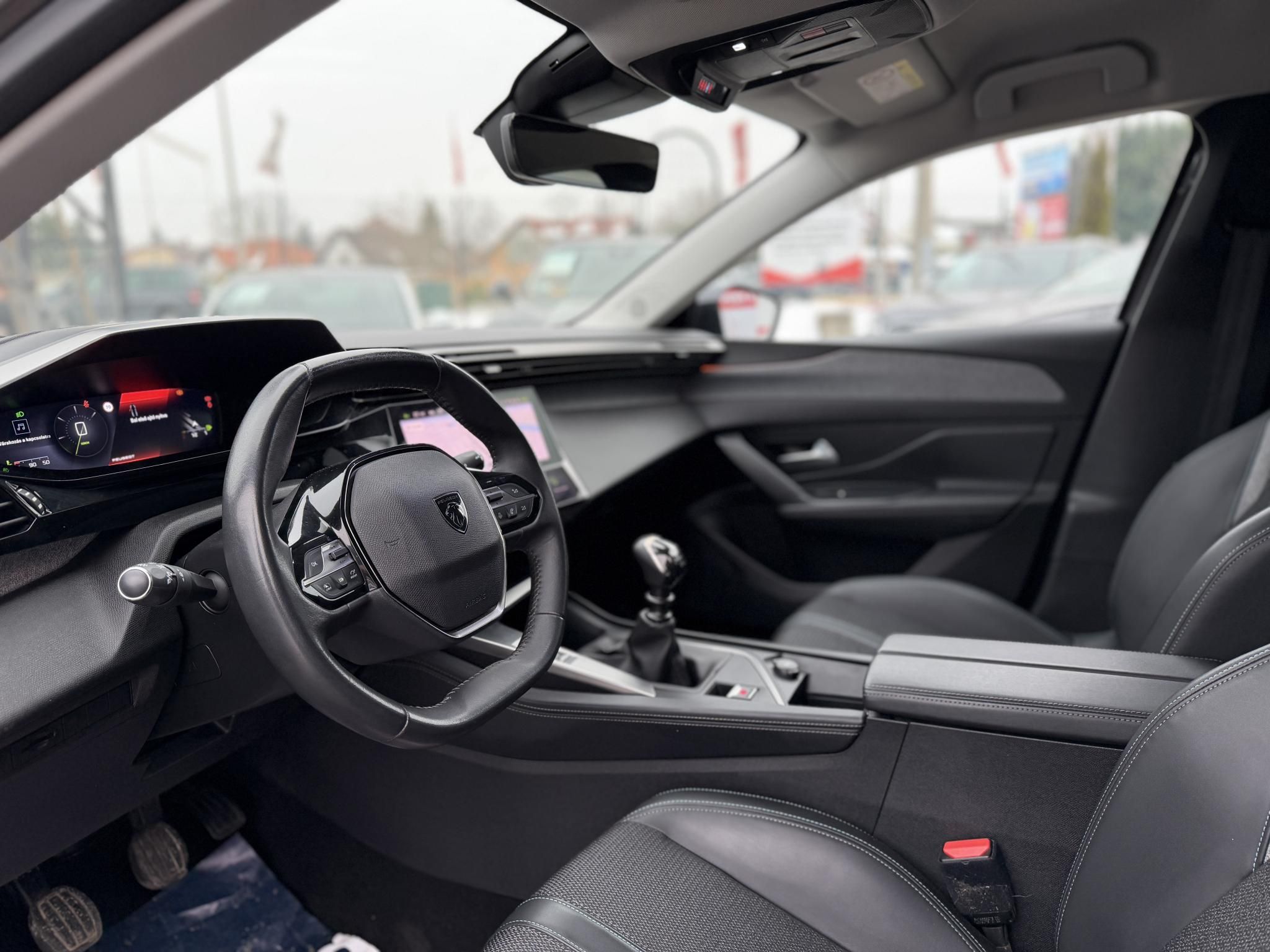 PEUGEOT 308 SW 1.5 BlueHDi Allure LED Tempomat Navi Mirrorscreen Bluetooth 360kamera