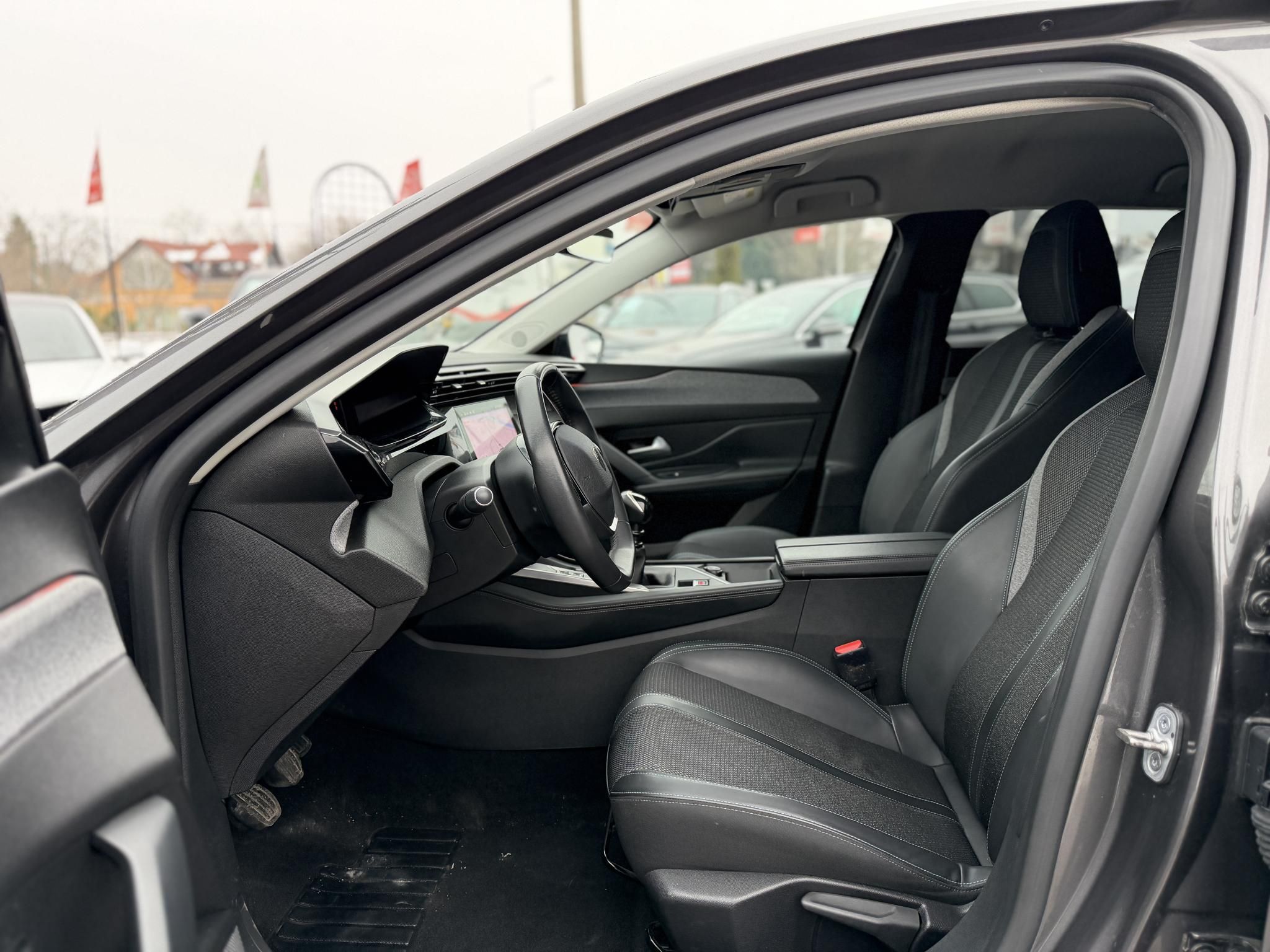 PEUGEOT 308 SW 1.5 BlueHDi Allure LED Tempomat Navi Mirrorscreen Bluetooth 360kamera