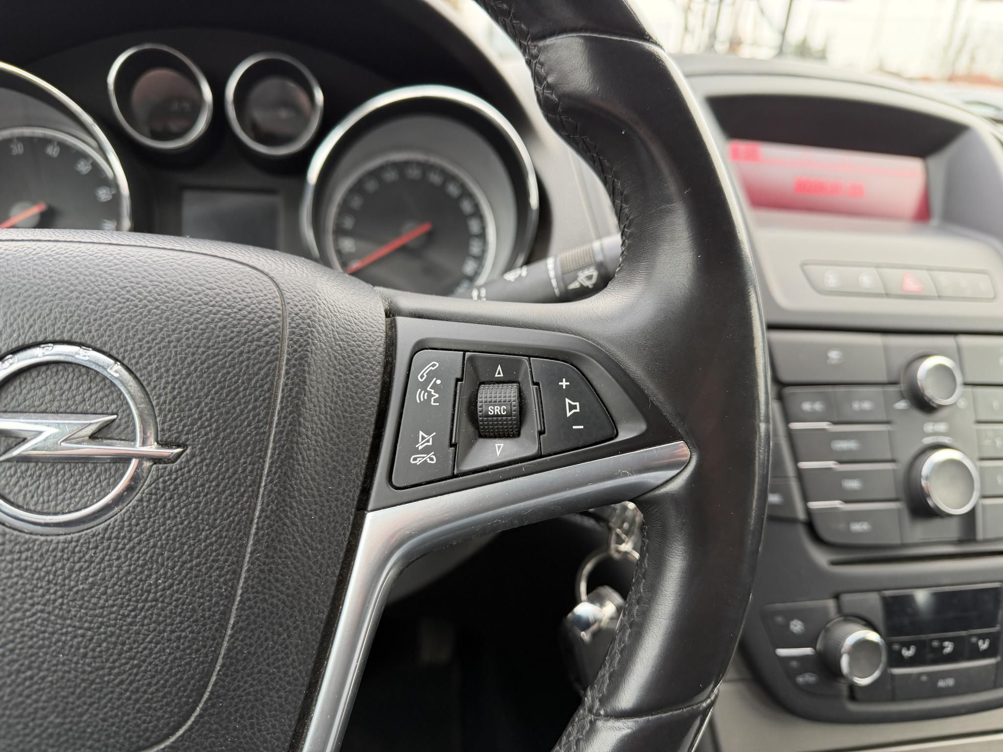 OPEL INSIGNIA 1.4 T Active Start Stop Magyarországi Tempomat Digitklíma PDC Téli-nyári kerék!