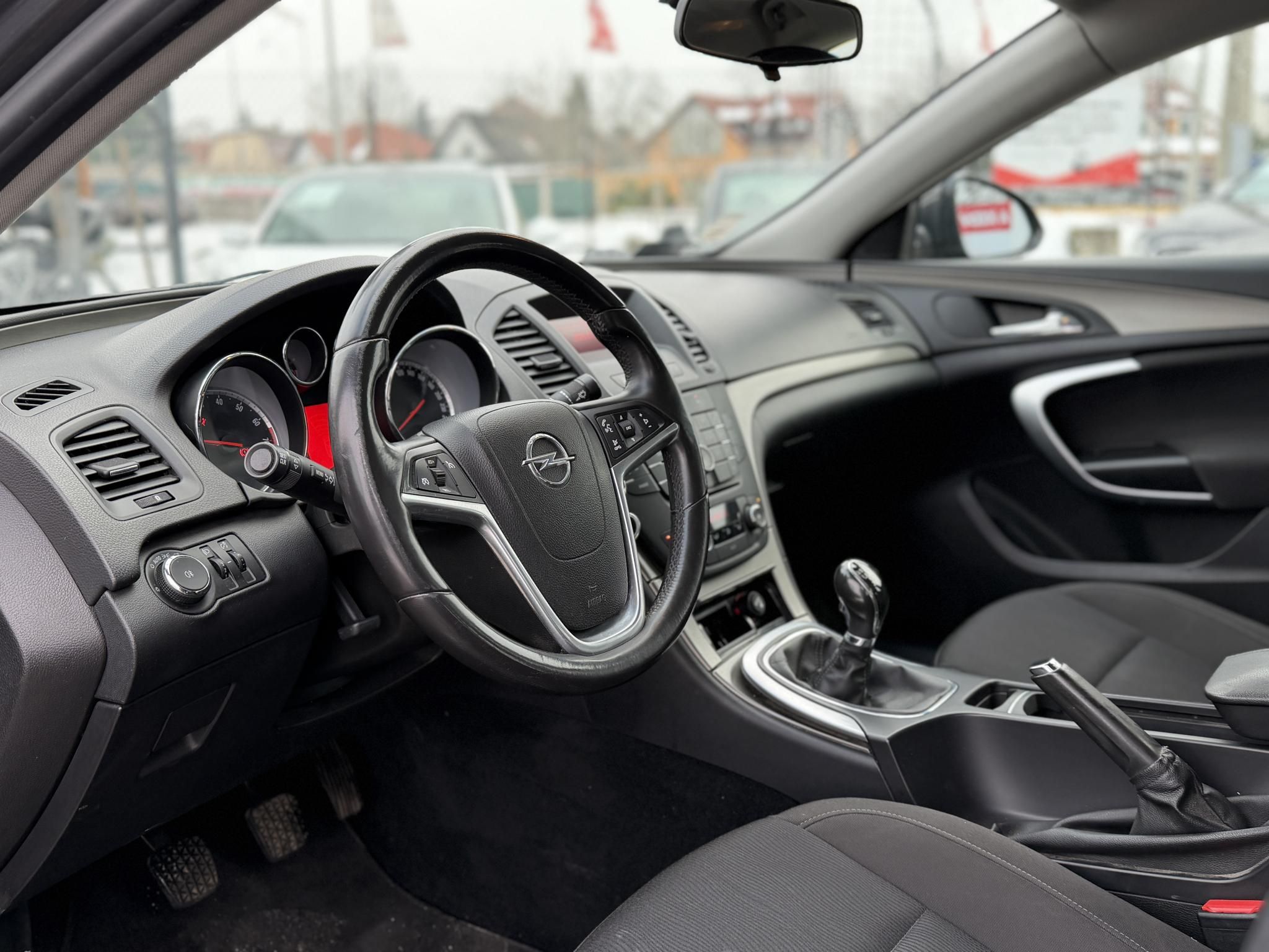 OPEL INSIGNIA 1.4 T Active Start Stop Magyarországi Tempomat Digitklíma PDC Téli-nyári kerék!