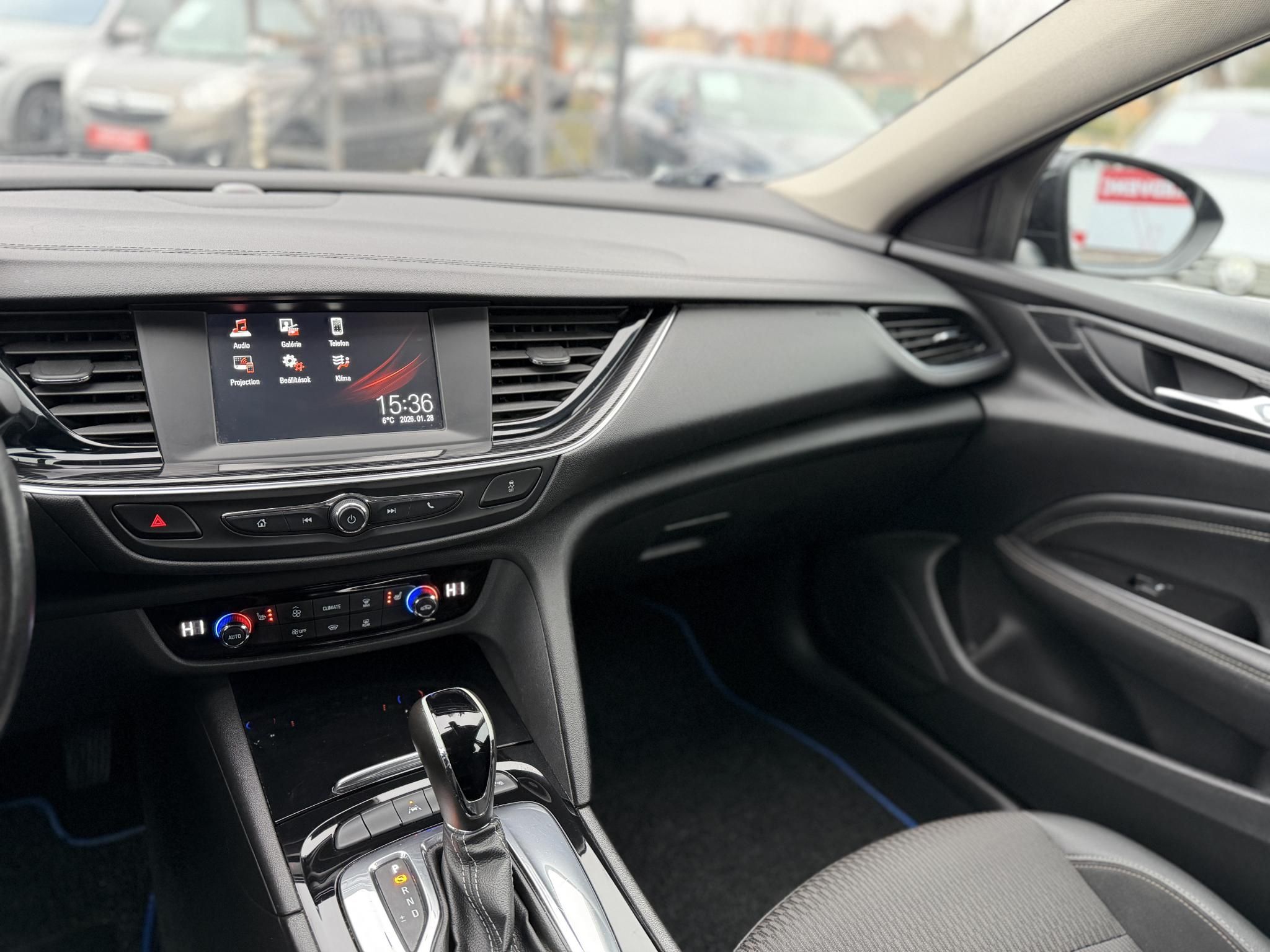 OPEL INSIGNIA Sports Tourer 1.6 CDTI Innovation Start Stop (Automata) 156e km. Magyarországi. sérülésmentes!