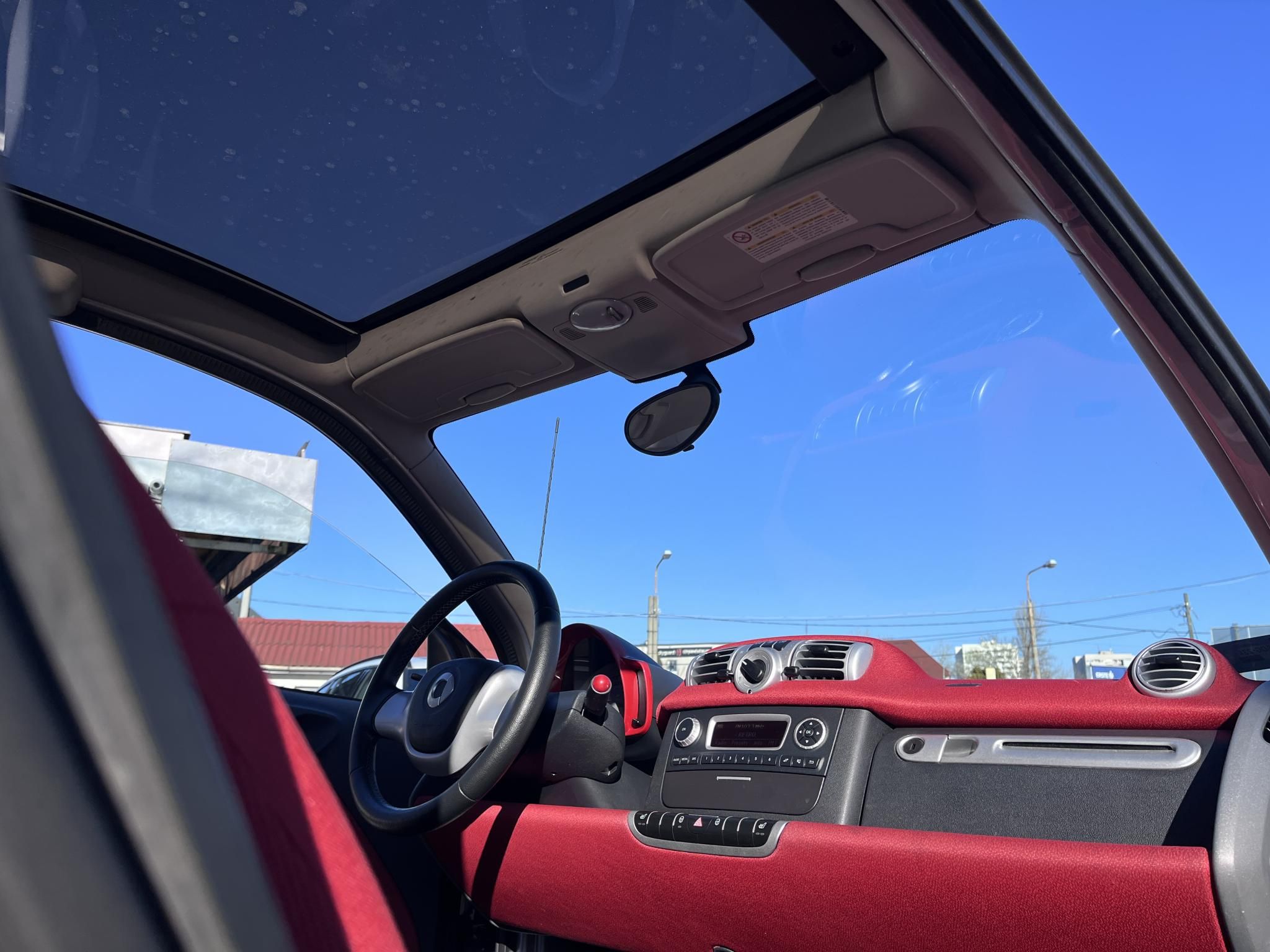 SMART FORTWO 1.0 Micro Hybrid Drive Pure Softouch COUPE 92e km. panoráma tető. frissen szervizelt