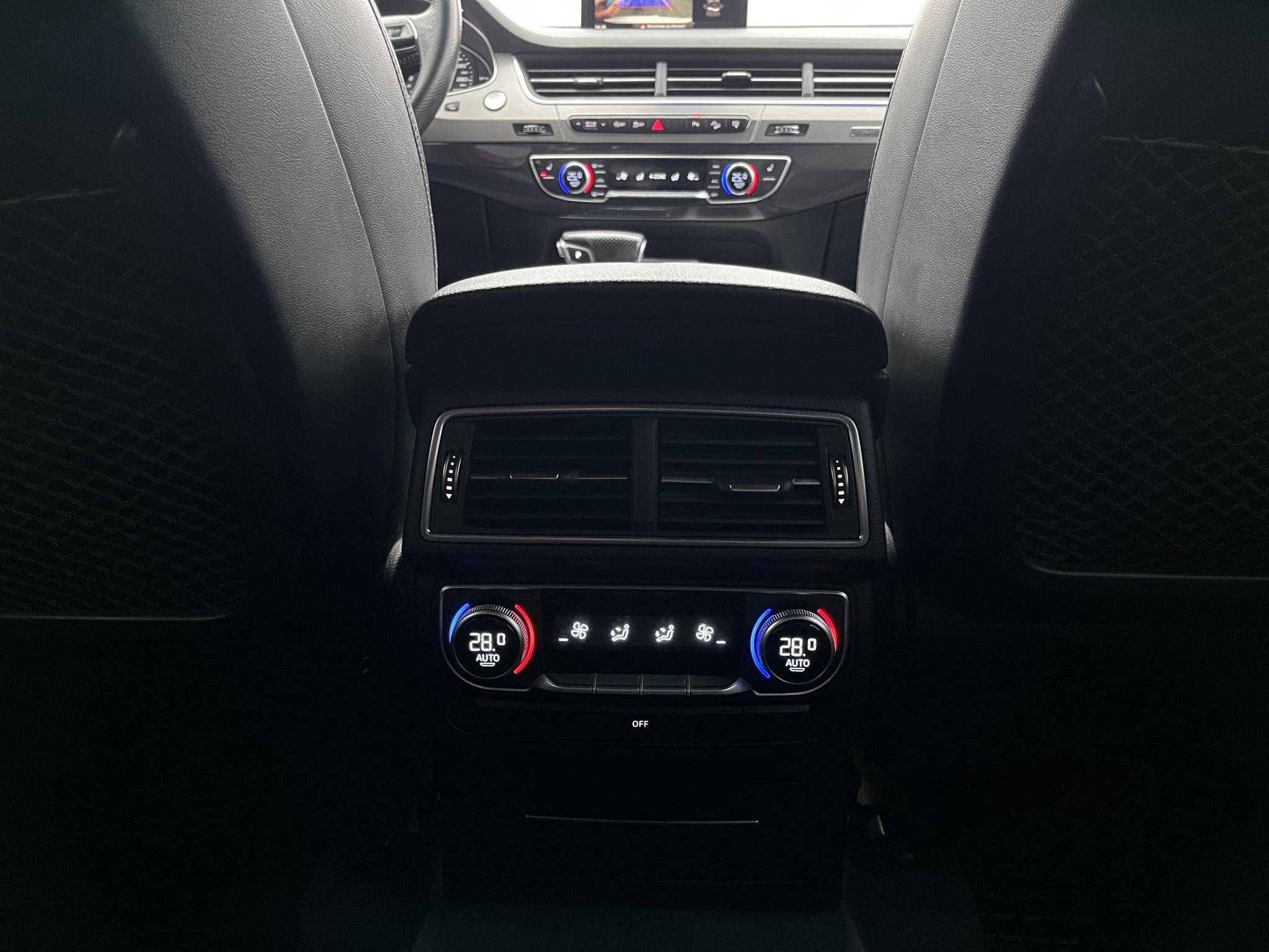 AUDI Q7 3.0 V6 TDI quattro Tiptronic ic S-line. BOSE hangrendszer. memória. 4x ülésfűtés. 4x digit klíma. Szervizelt!