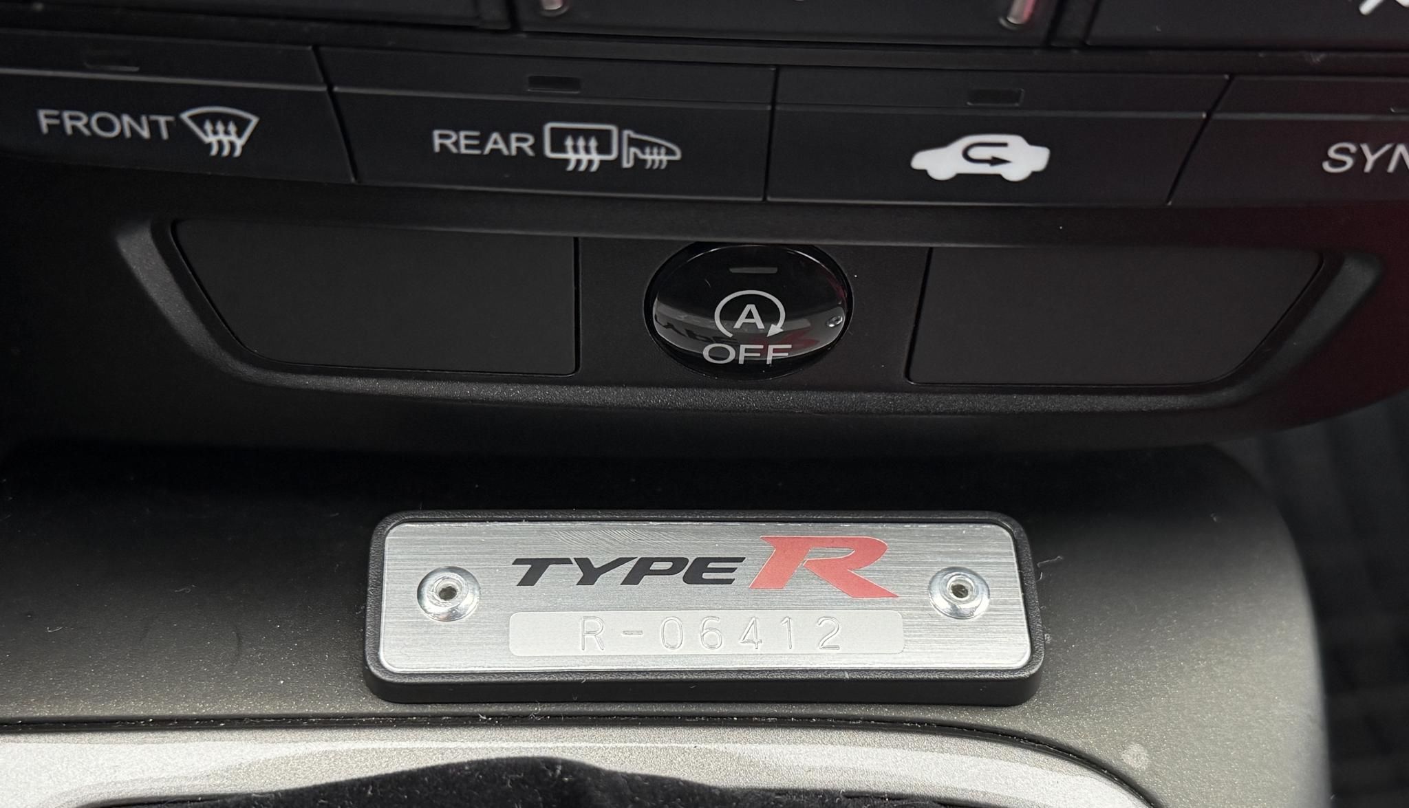 HONDA CIVIC 2.0 Type R GT Pack Type R R-06412 Teljes szerviztörténet!