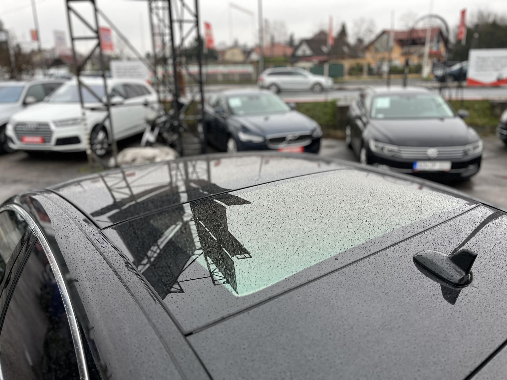 MERCEDES-BENZ S 560 e L 9G-TRONIC EQ Power M.o.-i. Teljes felszereltség. Zöld rendszám!