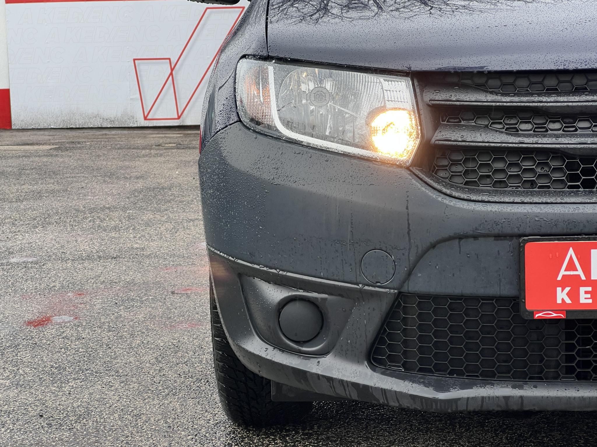 DACIA SANDERO 1.2 Access EURO6 Rendszeresen karbantartott 112e km!