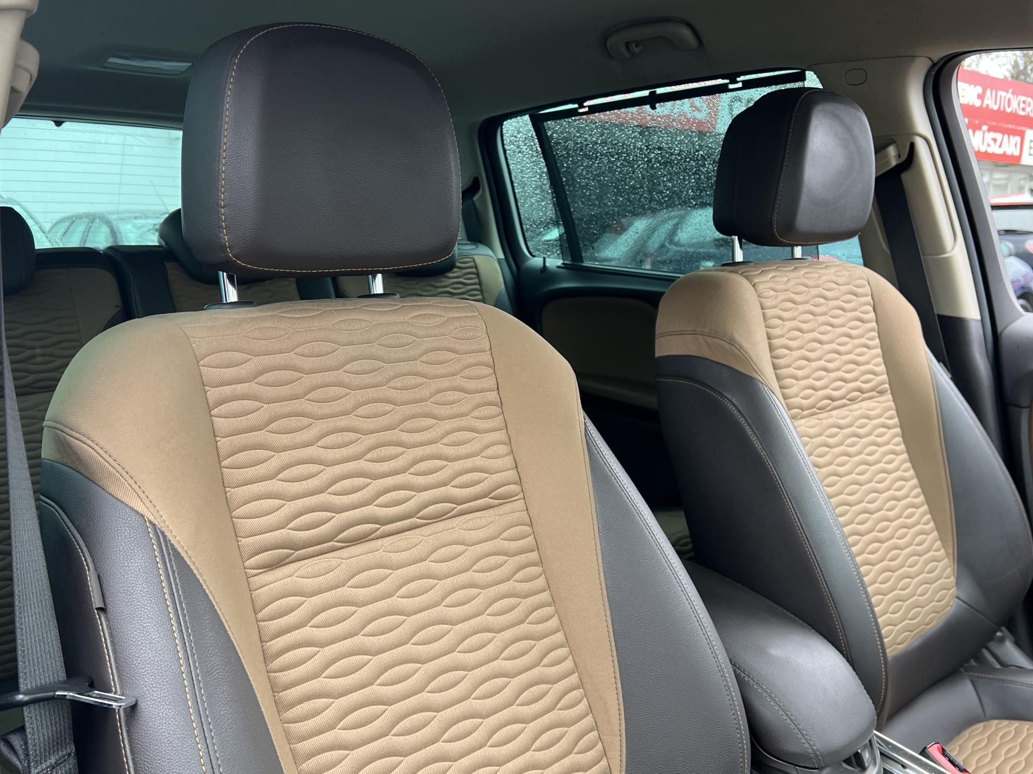 OPEL ZAFIRA TOURER 1.6 CDTI Edition (7 személyes ) Klíma Tempomat Bluetooth Navi!