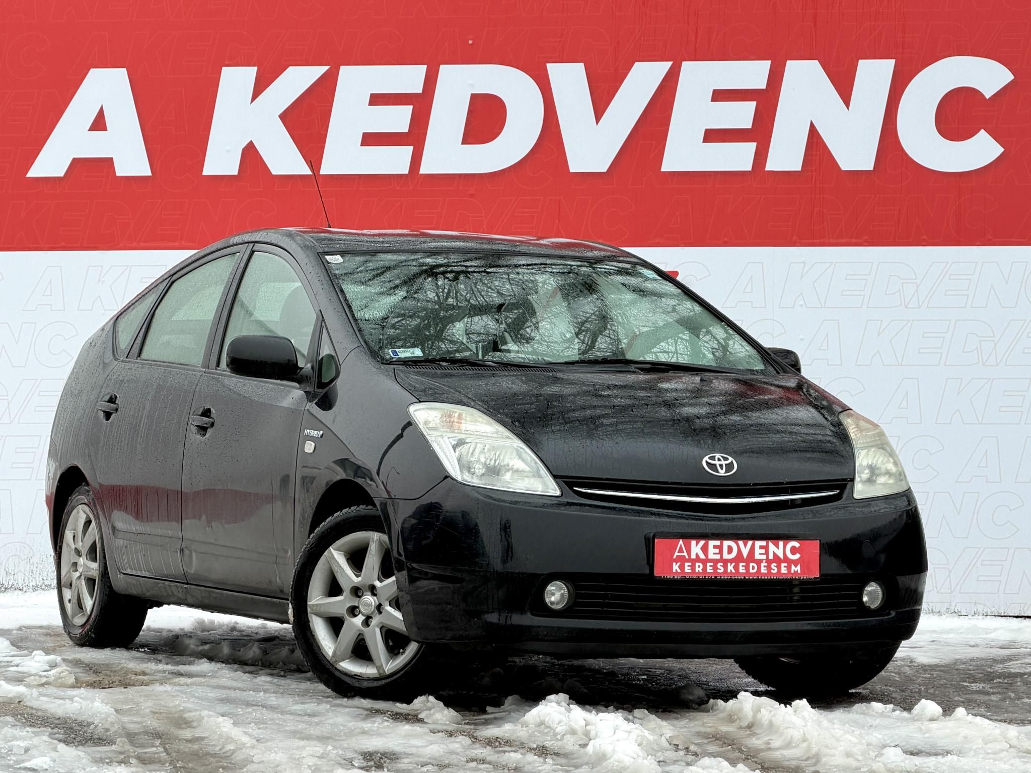 TOYOTA PRIUS 1.8 HSD Sol (Automata) JBL 186e km. Megkímélt állapot. 4 évszakos gumik!