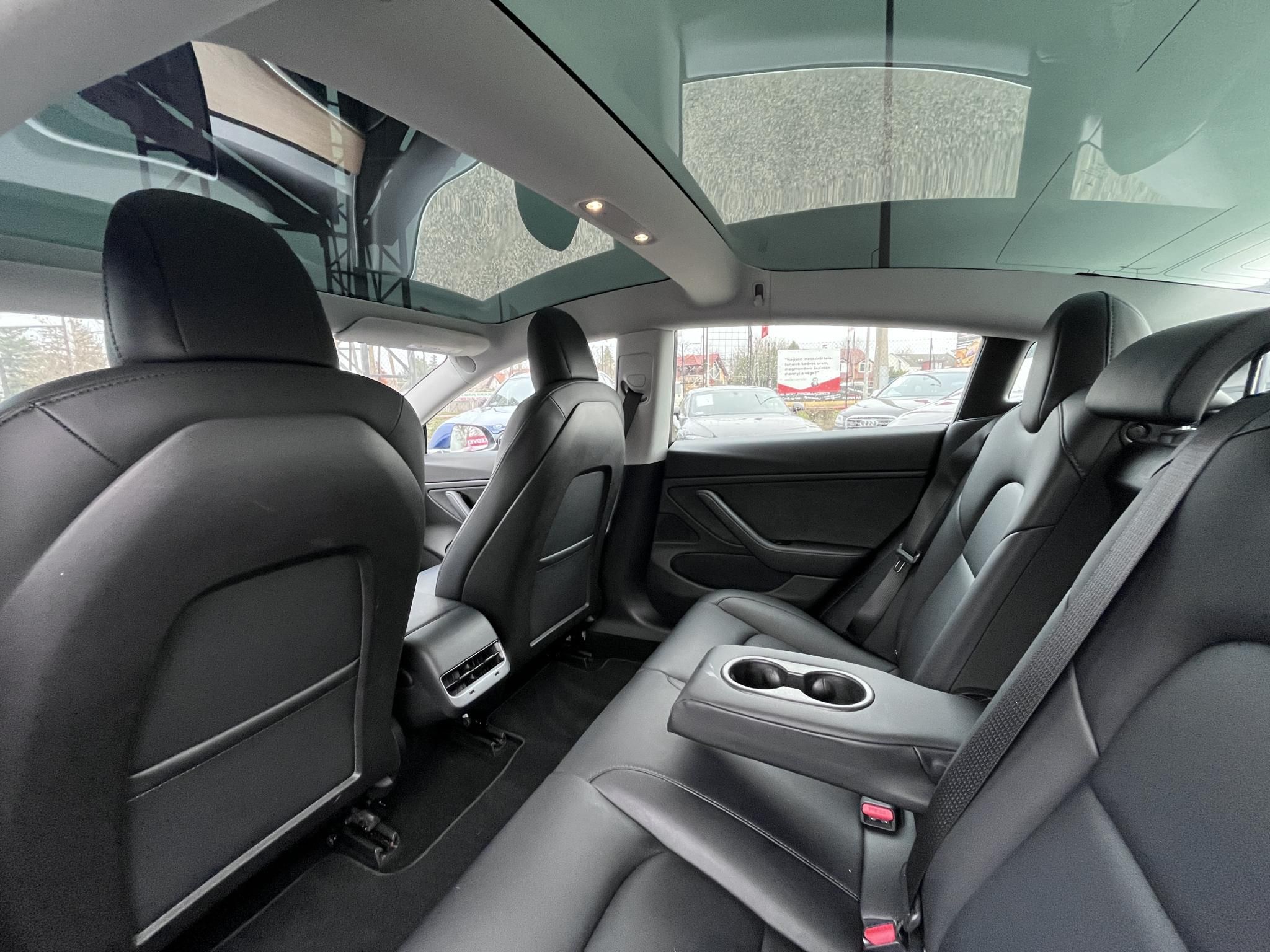 TESLA MODEL 3 Long Range AWD (Automata) Long Range. Garanciális. 500 km hatótáv