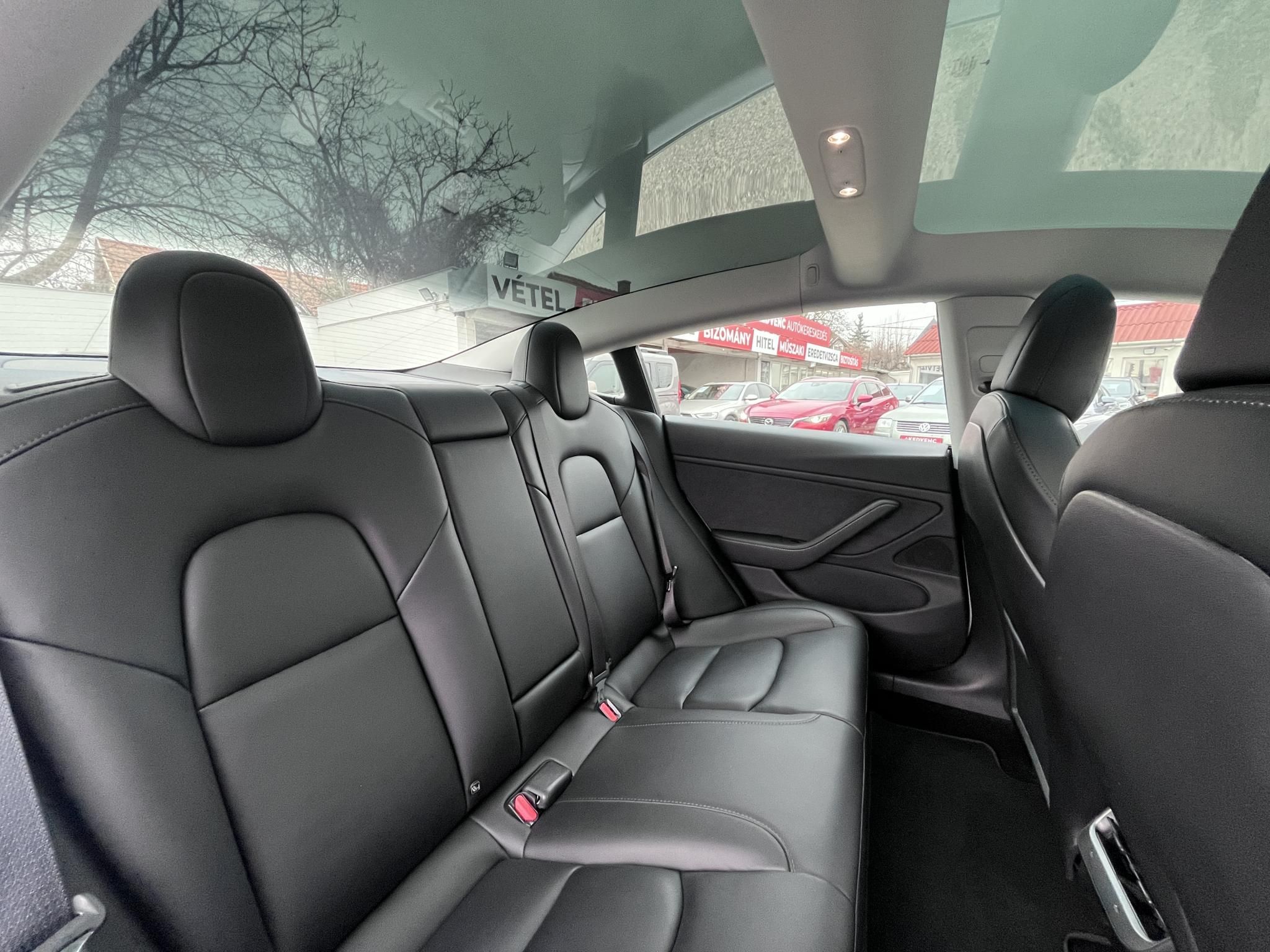 TESLA MODEL 3 Long Range AWD (Automata) Garanciális. hőszívattyús. 500km hatótáv