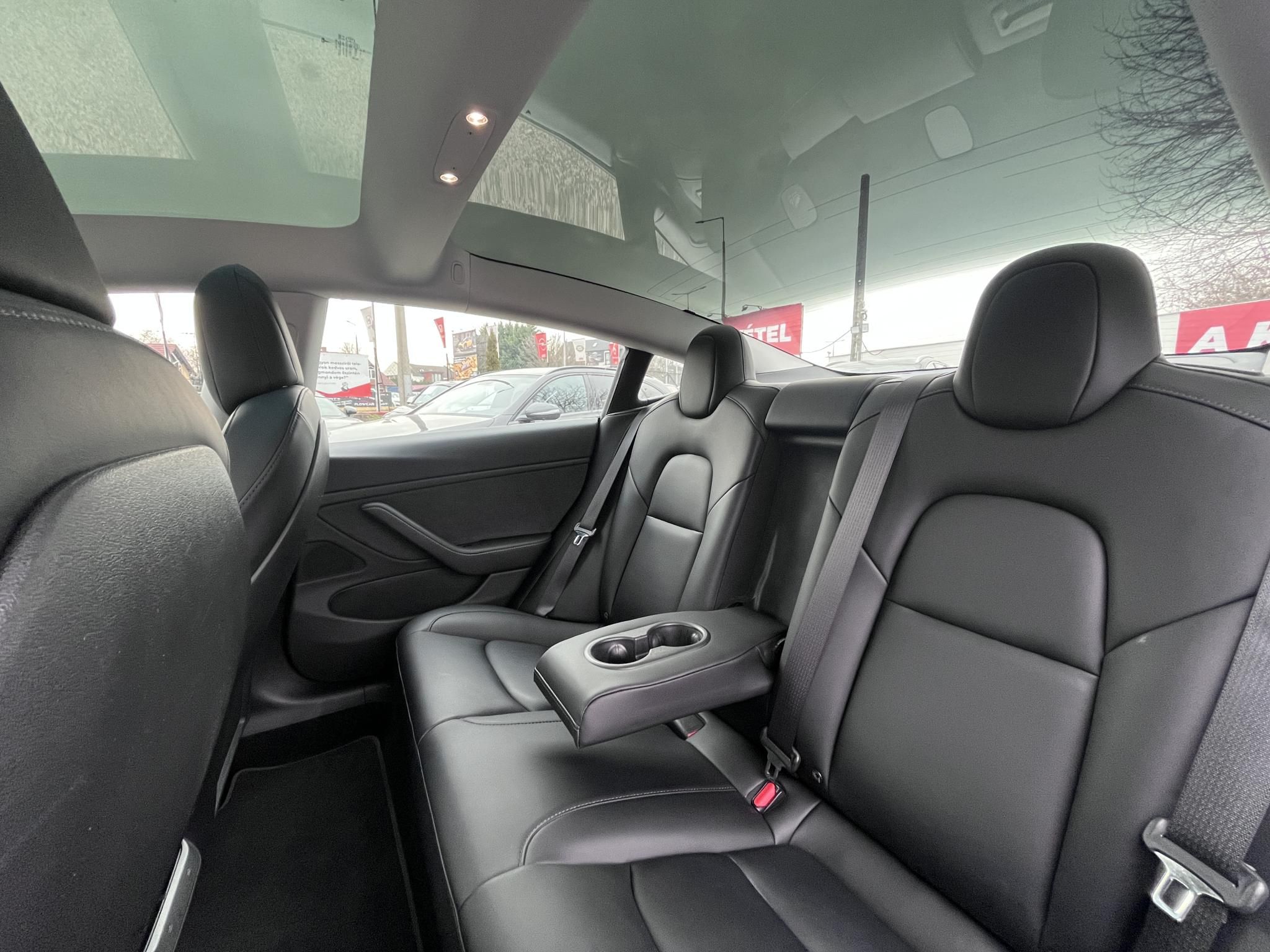 TESLA MODEL 3 Long Range AWD (Automata) Garanciális. hőszívattyús. 500km hatótáv