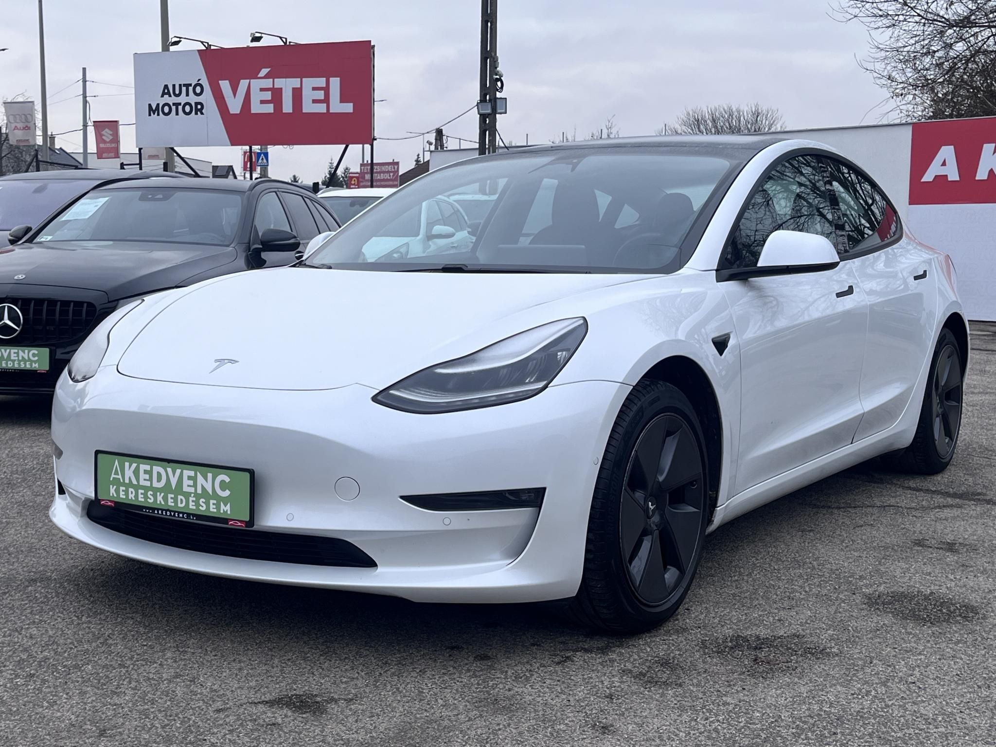 TESLA MODEL 3 Long Range AWD (Automata) Garanciális. hőszívattyús. 500km hatótáv