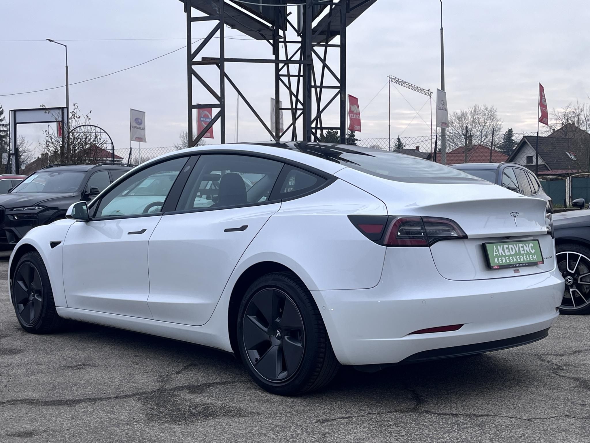 TESLA MODEL 3 Long Range AWD (Automata) Garanciális. hőszívattyús. 500km hatótáv