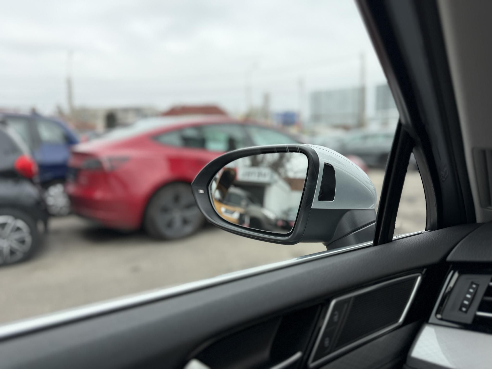 VOLKSWAGEN PASSAT Variant 2.0 TDI SCR Business DSG Szervizelt el.2t vonóhorog vez.ülés masszírozás