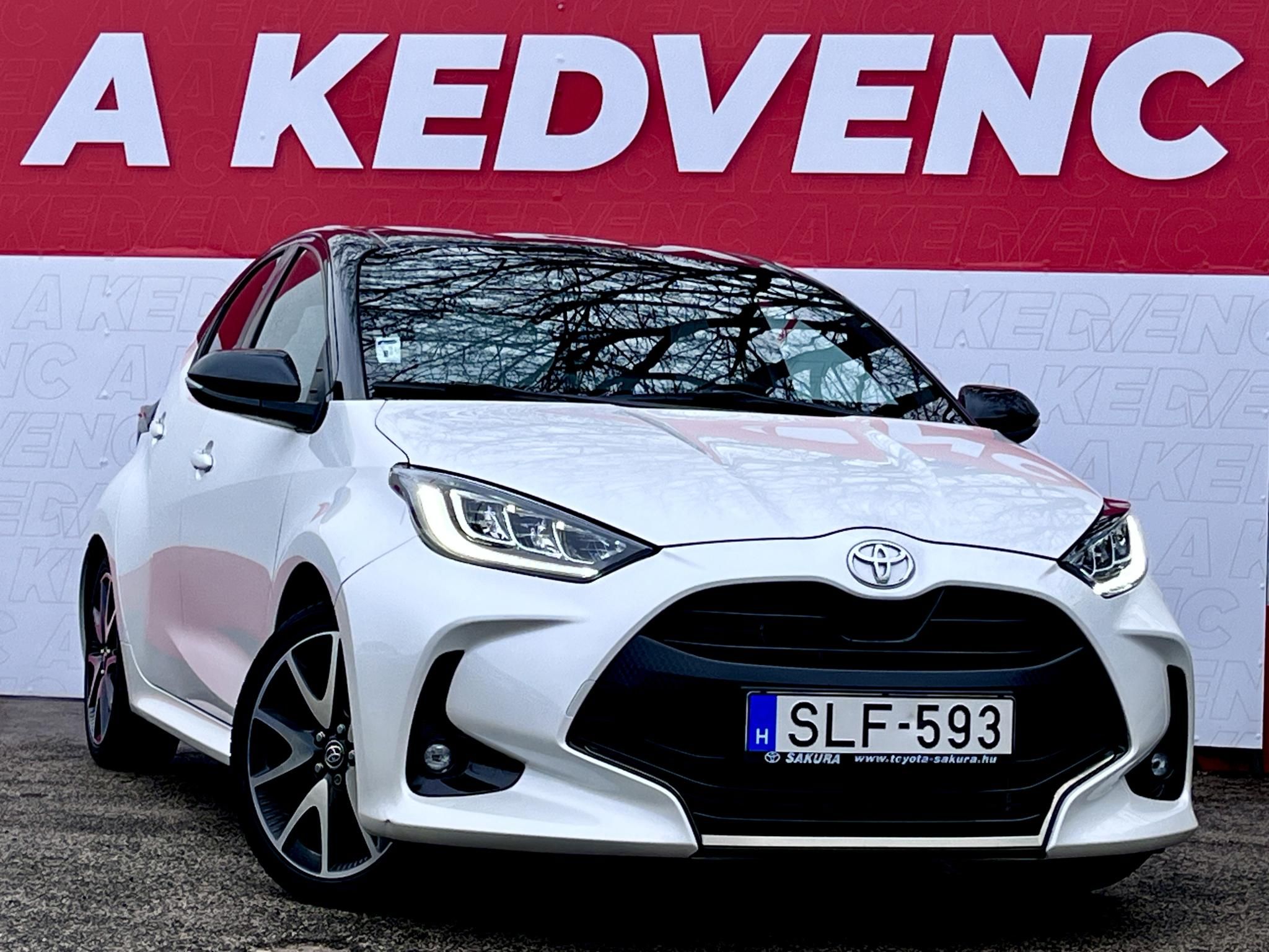 TOYOTA YARIS 1.5 VVT-i Selection Style Magyar. 109e km Kamera Digit Bőr