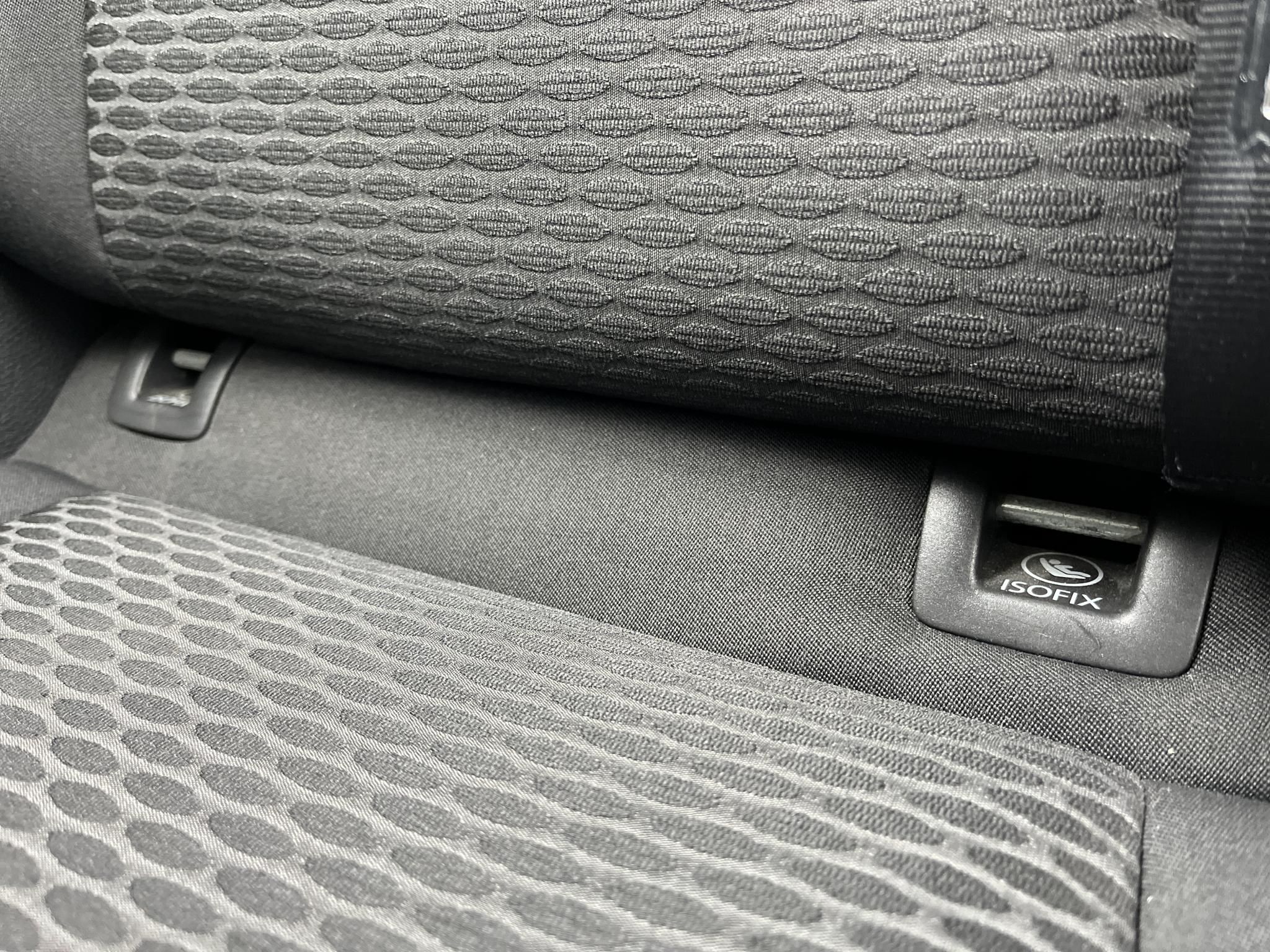 VOLKSWAGEN GOLF 1.4 Trendline Fűthető. állítható ülés