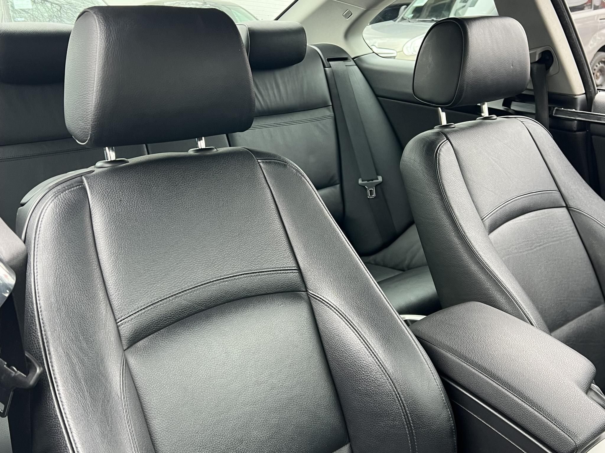 BMW 325i (Automata) Xenon Tempomat Ülésfűtés Bluetooth Navi PDC