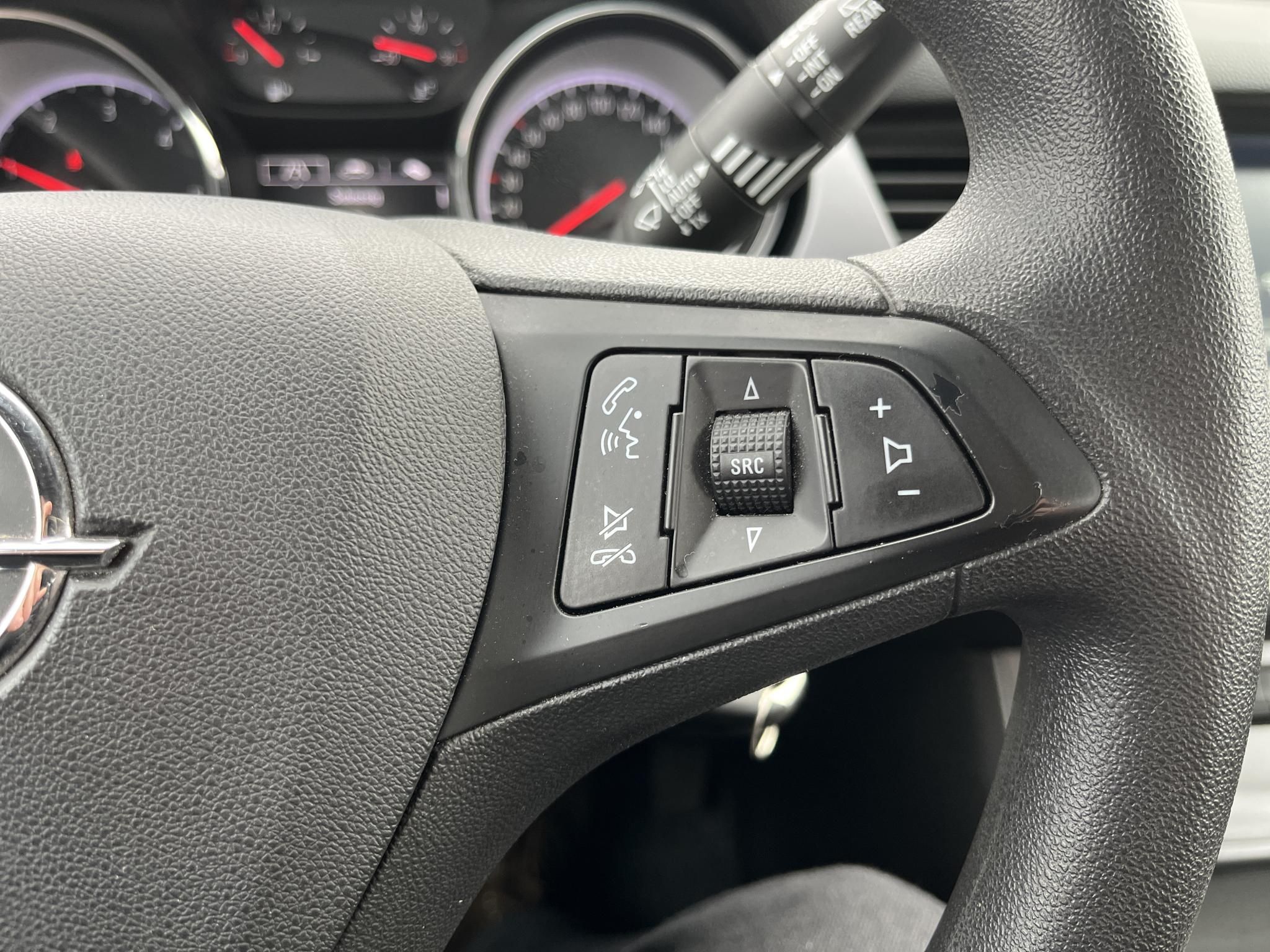 OPEL ASTRA K Sports Tourer 1.5 CDTI Business Edition Tolatóradar. tempomat. keveset futott