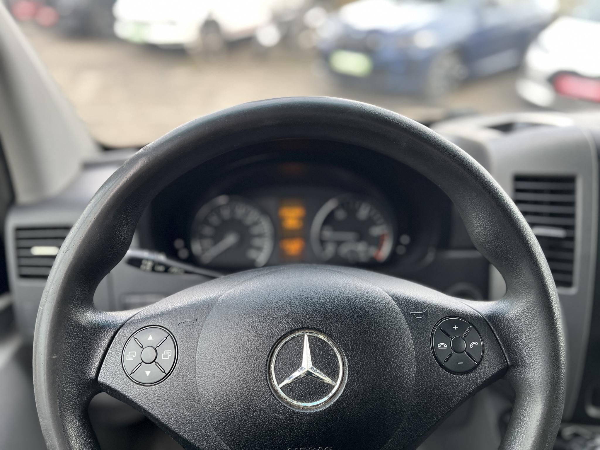 MERCEDES-BENZ SPRINTER 316 CDI 906.633.13 Kamera Ülésfűtés Vonóhorog Tolatóradar Bi-xenon Állófűtés