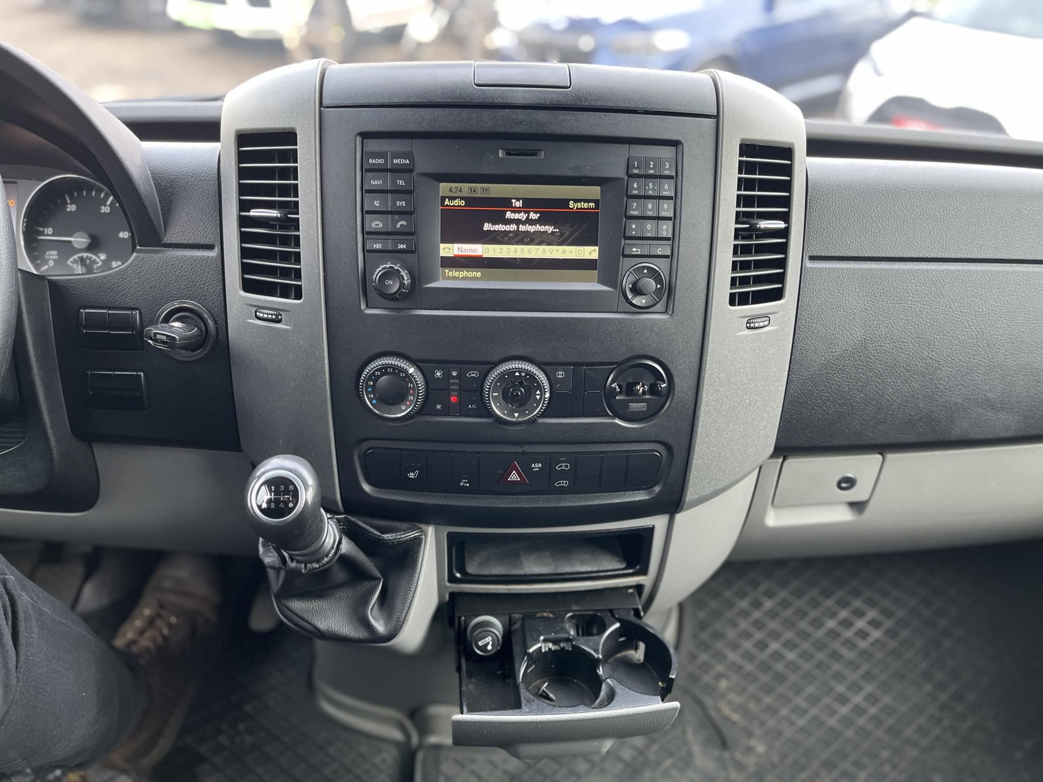 MERCEDES-BENZ SPRINTER 316 CDI 906.633.13 Kamera Ülésfűtés Vonóhorog Tolatóradar Bi-xenon Állófűtés