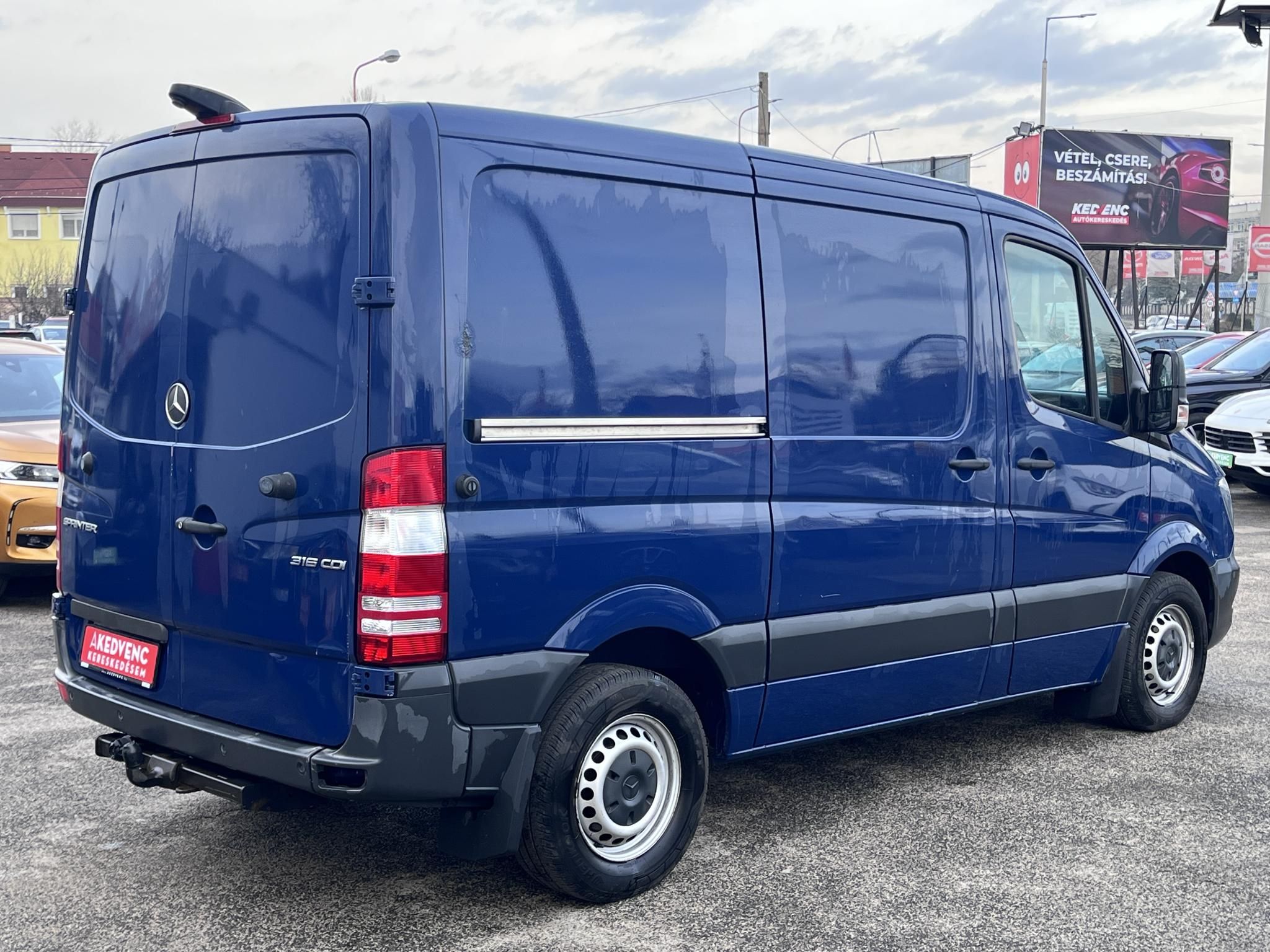 MERCEDES-BENZ SPRINTER 316 CDI 906.633.13 Kamera Ülésfűtés Vonóhorog Tolatóradar Bi-xenon Állófűtés
