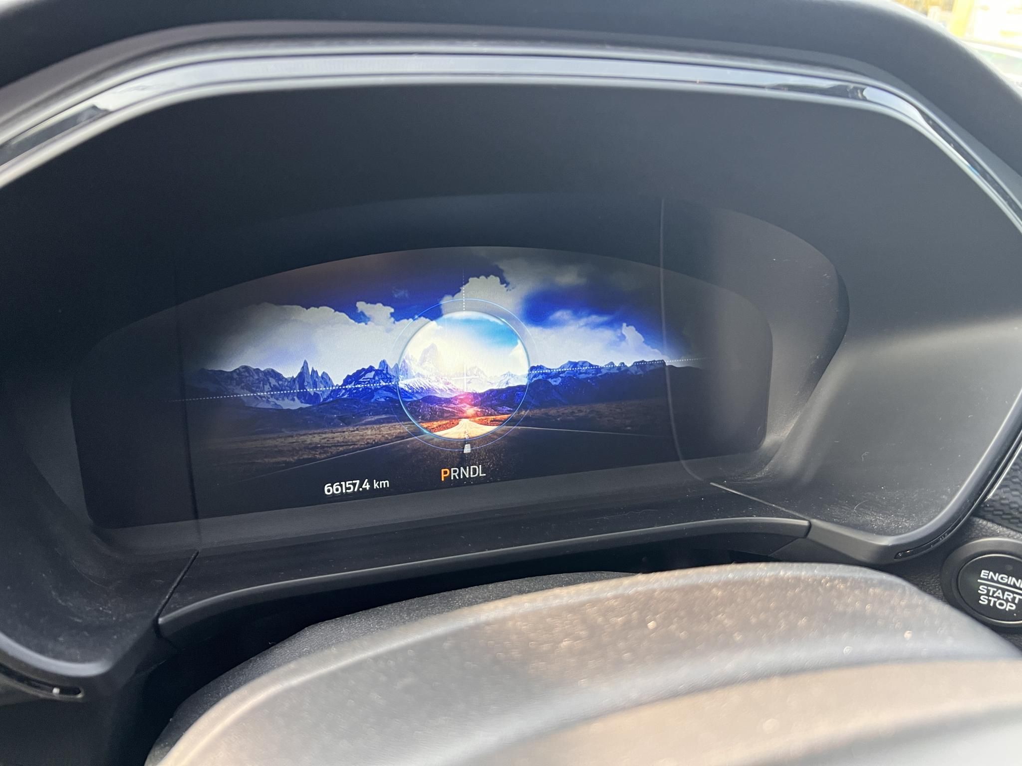 FORD KUGA 2.5 PHEV ST-Line CVT 66e km. Fekete Bőr. 8 kerék. kamera. Carplay