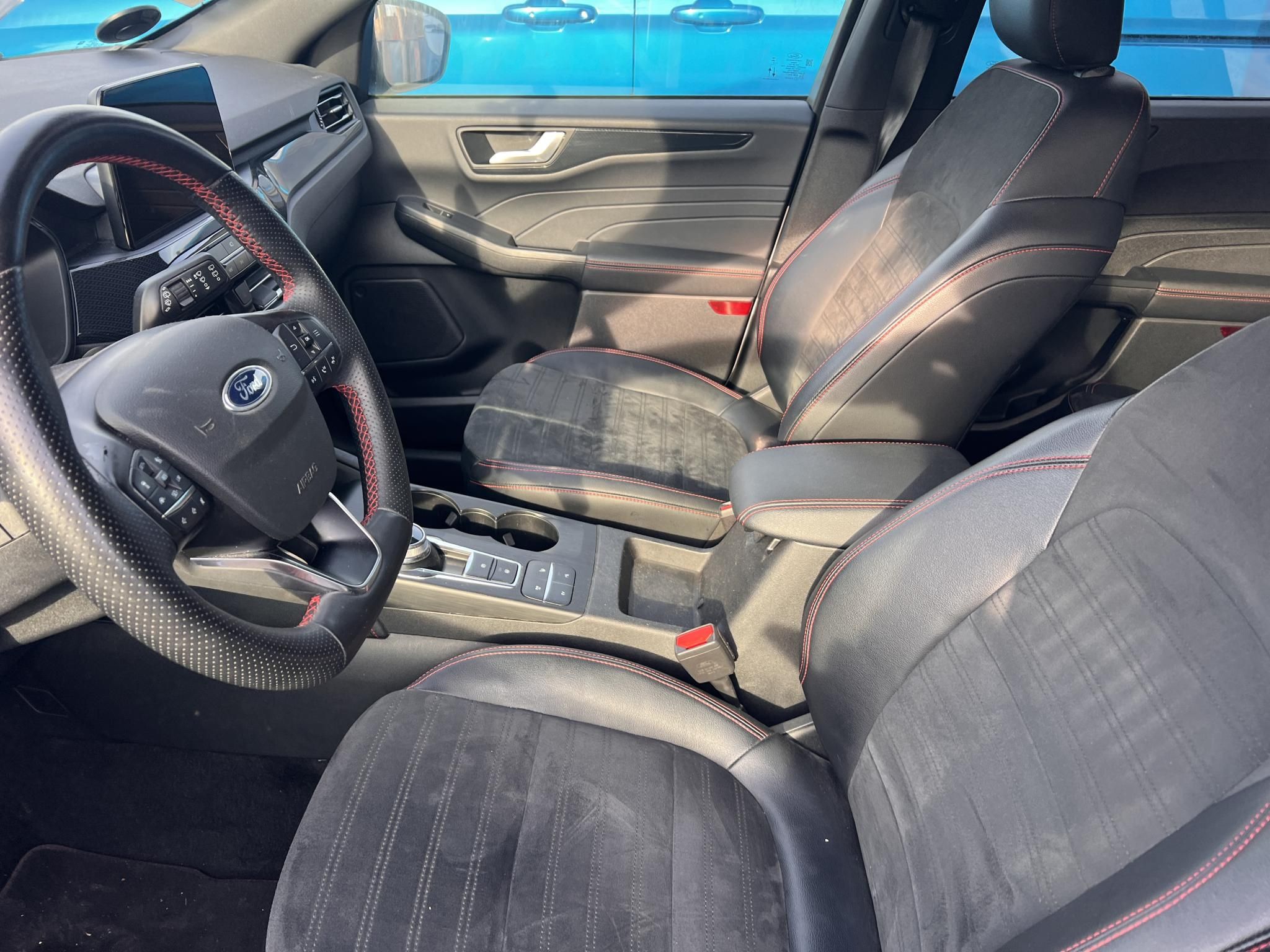 FORD KUGA 2.5 PHEV ST-Line CVT 66e km. Fekete Bőr. 8 kerék. kamera. Carplay