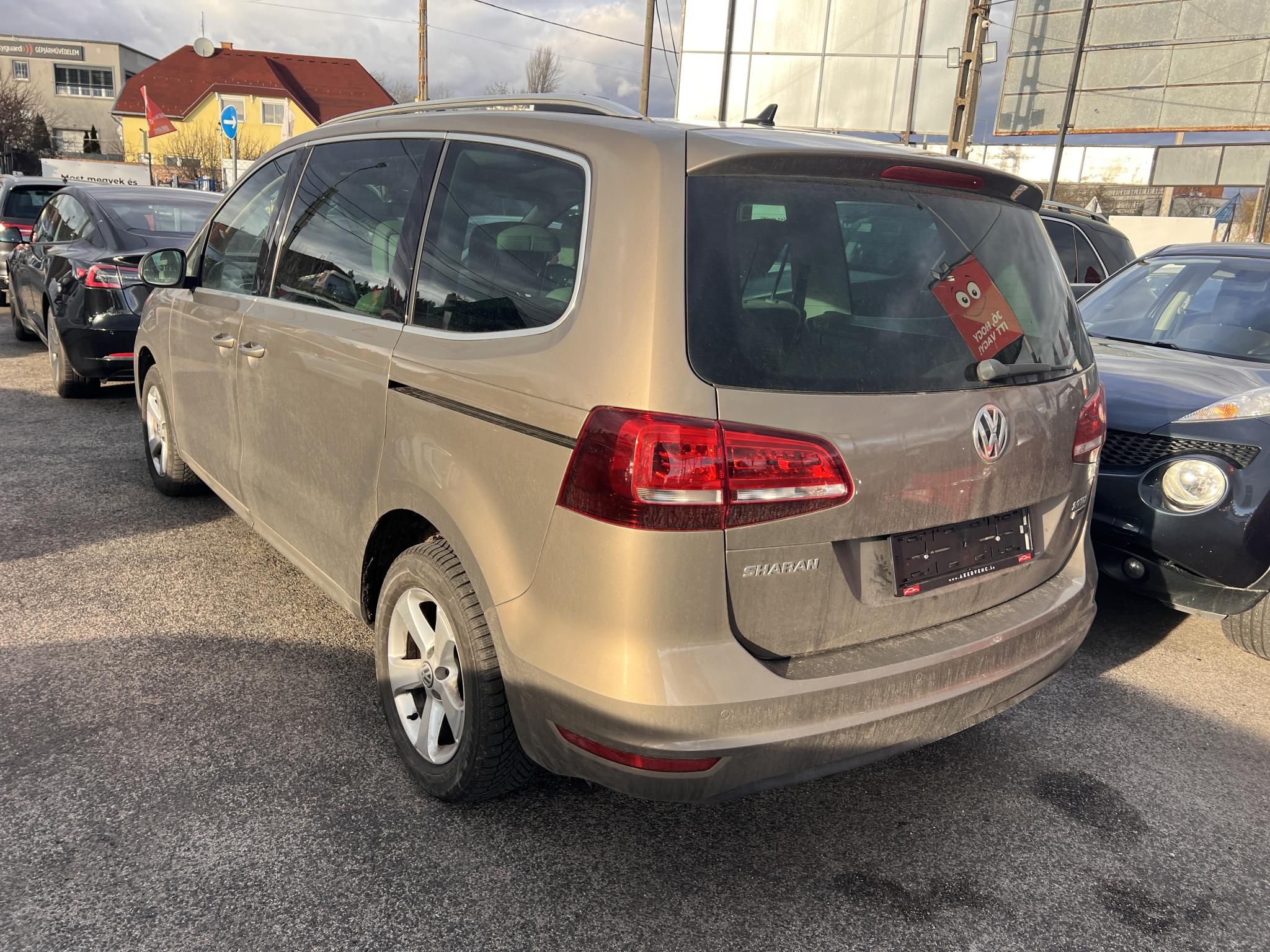 VOLKSWAGEN SHARAN 2.0 TDI BMT SCR Highline 4Motion DSG Egyedülálló szépség! Vaj bőr. tető. 4x4. 158e km+sok extra