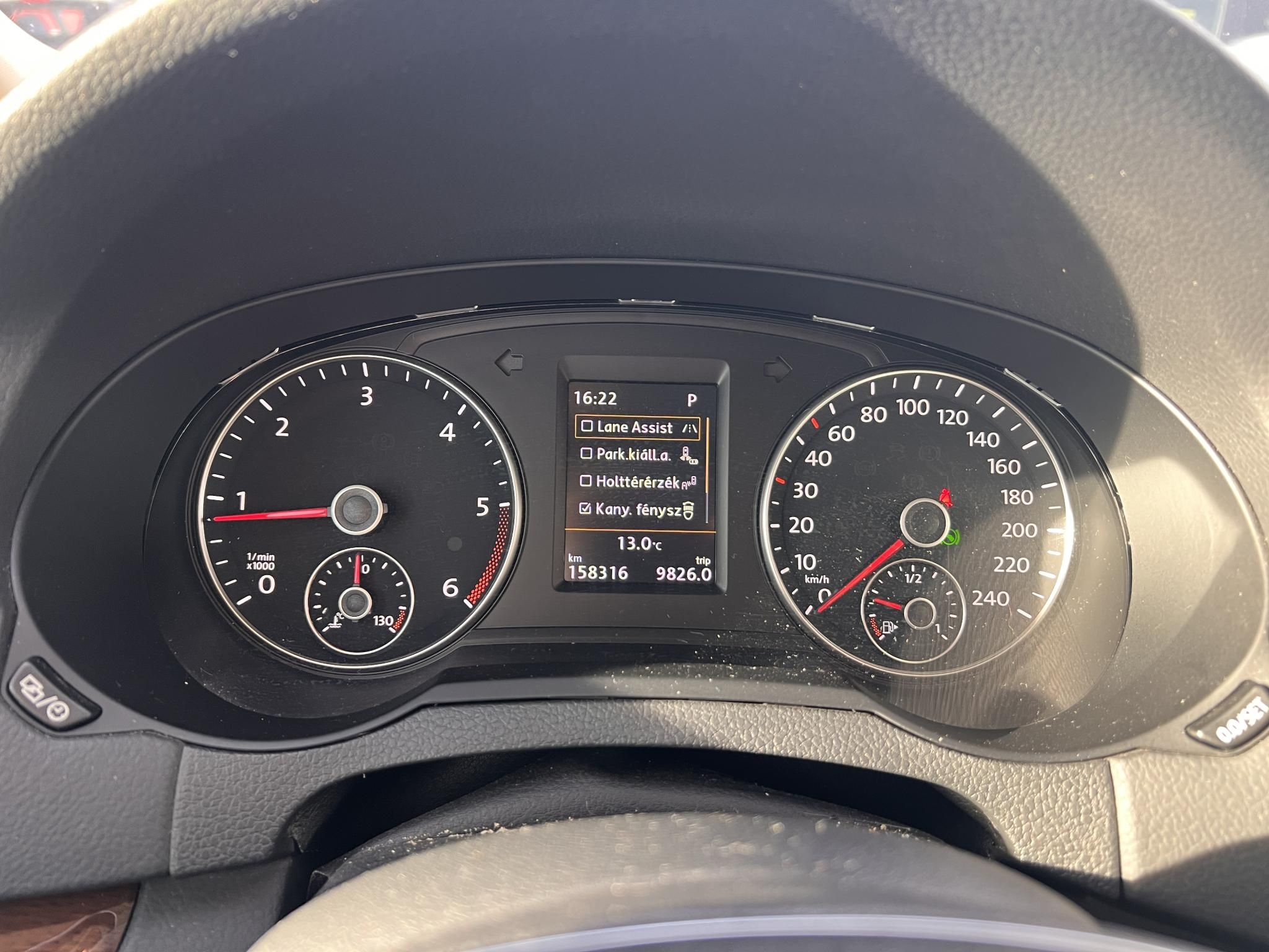 VOLKSWAGEN SHARAN 2.0 TDI BMT SCR Highline 4Motion DSG Egyedülálló szépség! Vaj bőr. tető. 4x4. 158e km+sok extra