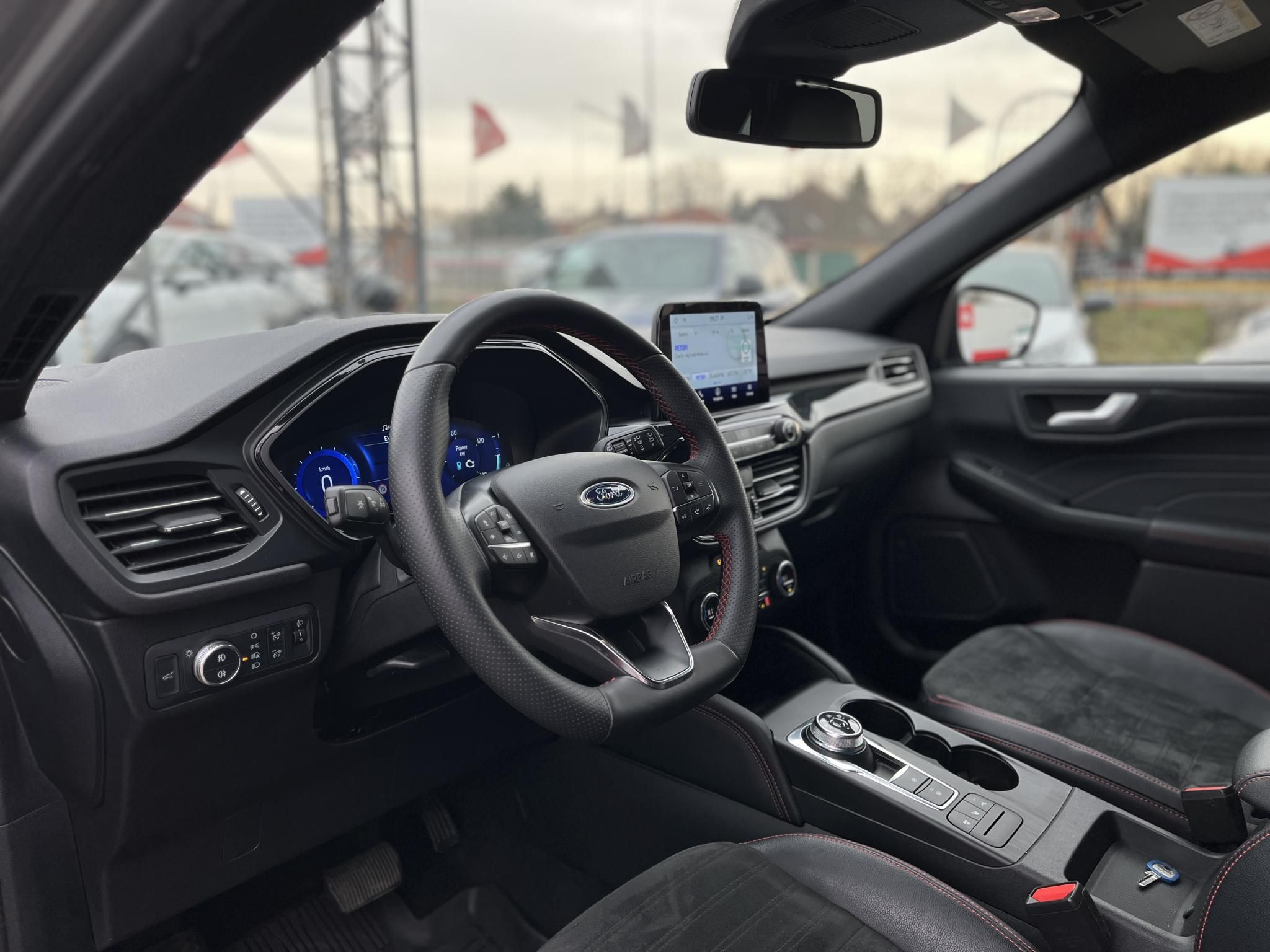 FORD KUGA 2.5 FHEV ST-Line X Graphite Tech Edition CVT M.o.-i. 1.tul. Bang & Olufsen Hifi